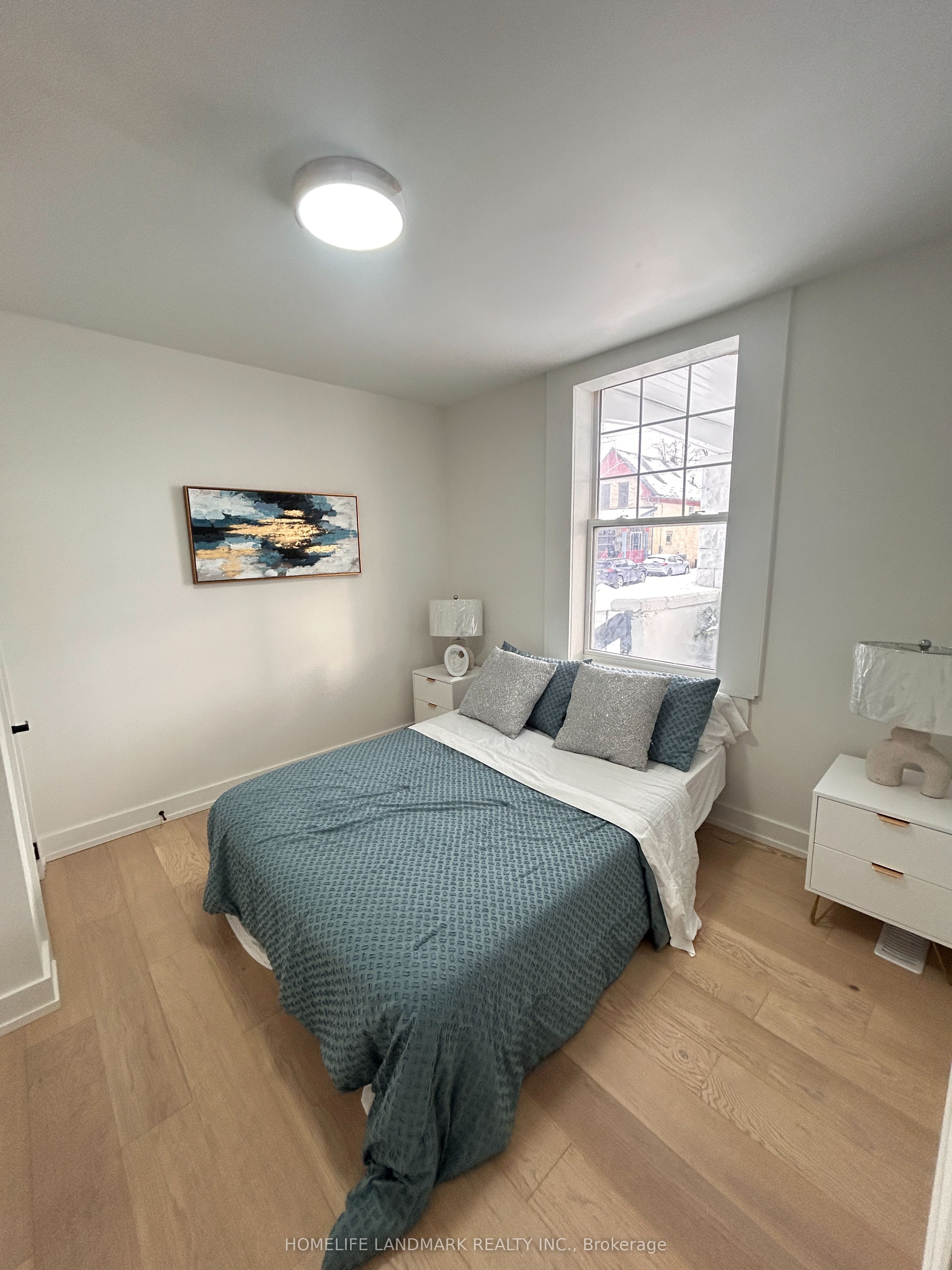 130 Langarth Street E, London South, ON N6C 1Z5 photo 5