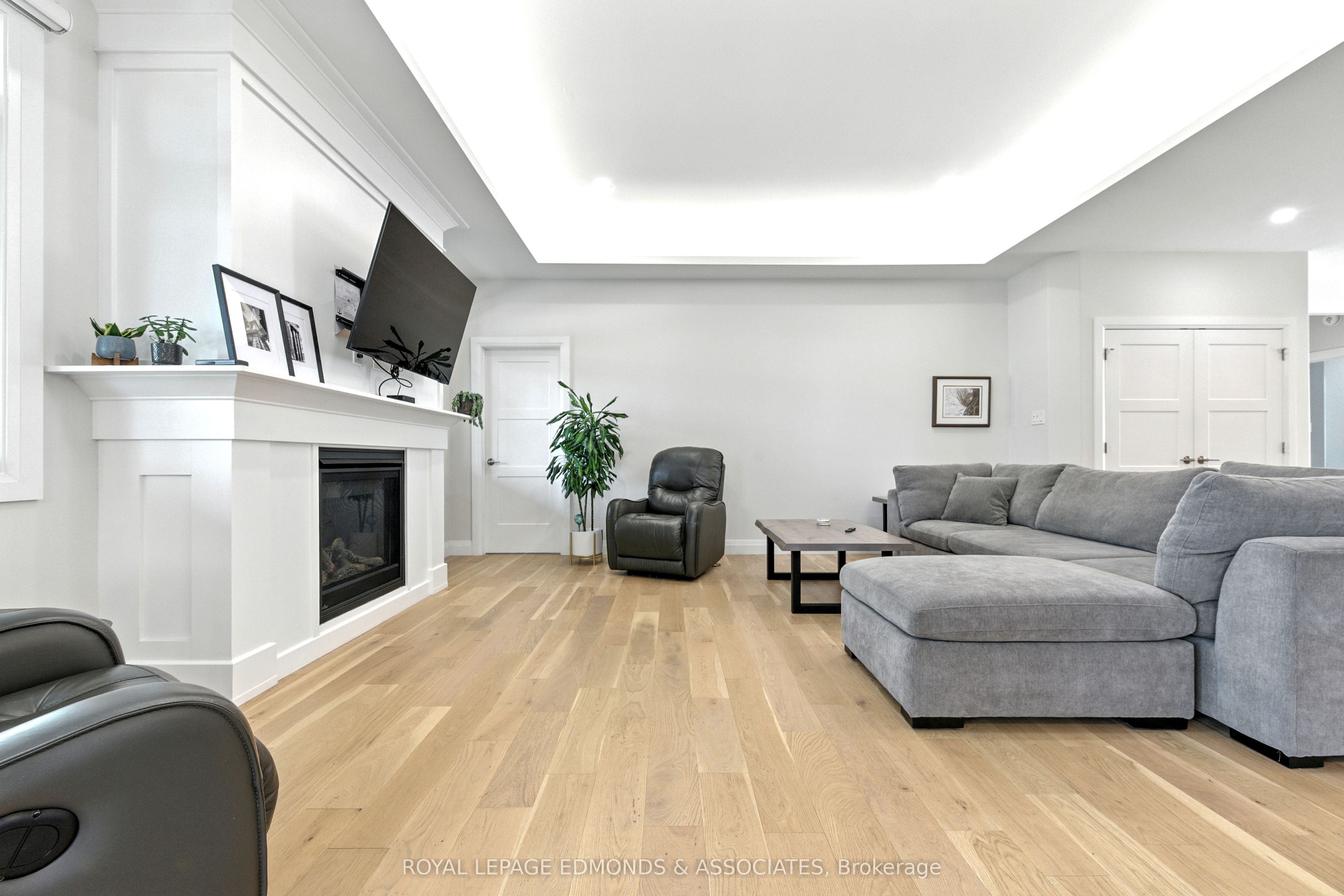 517 Sydenham Street, Pembroke, ON K8A 8K5 photo 5