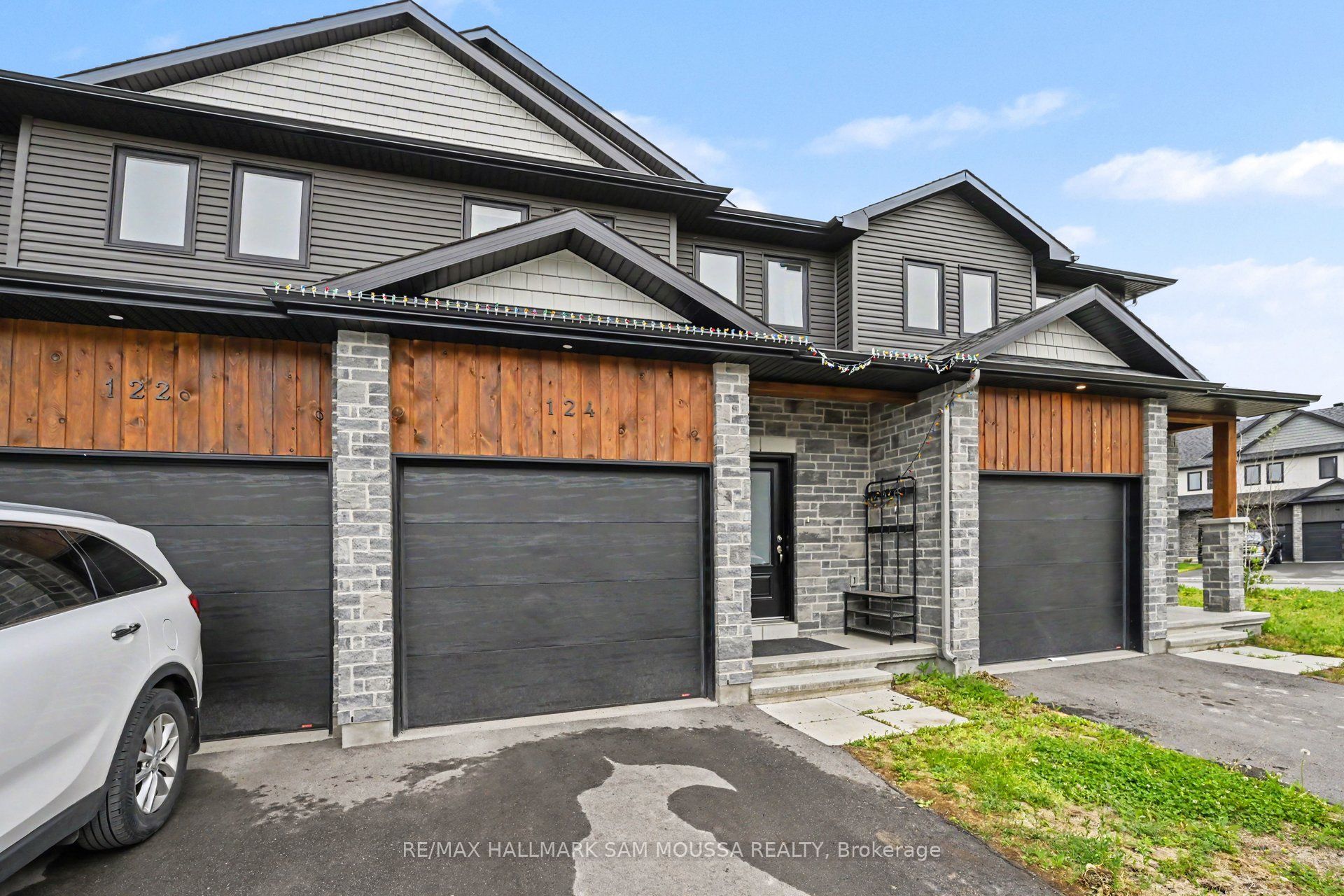 124 Dowdall Circle, Carleton Place, ON K7C 0S4 photo 2