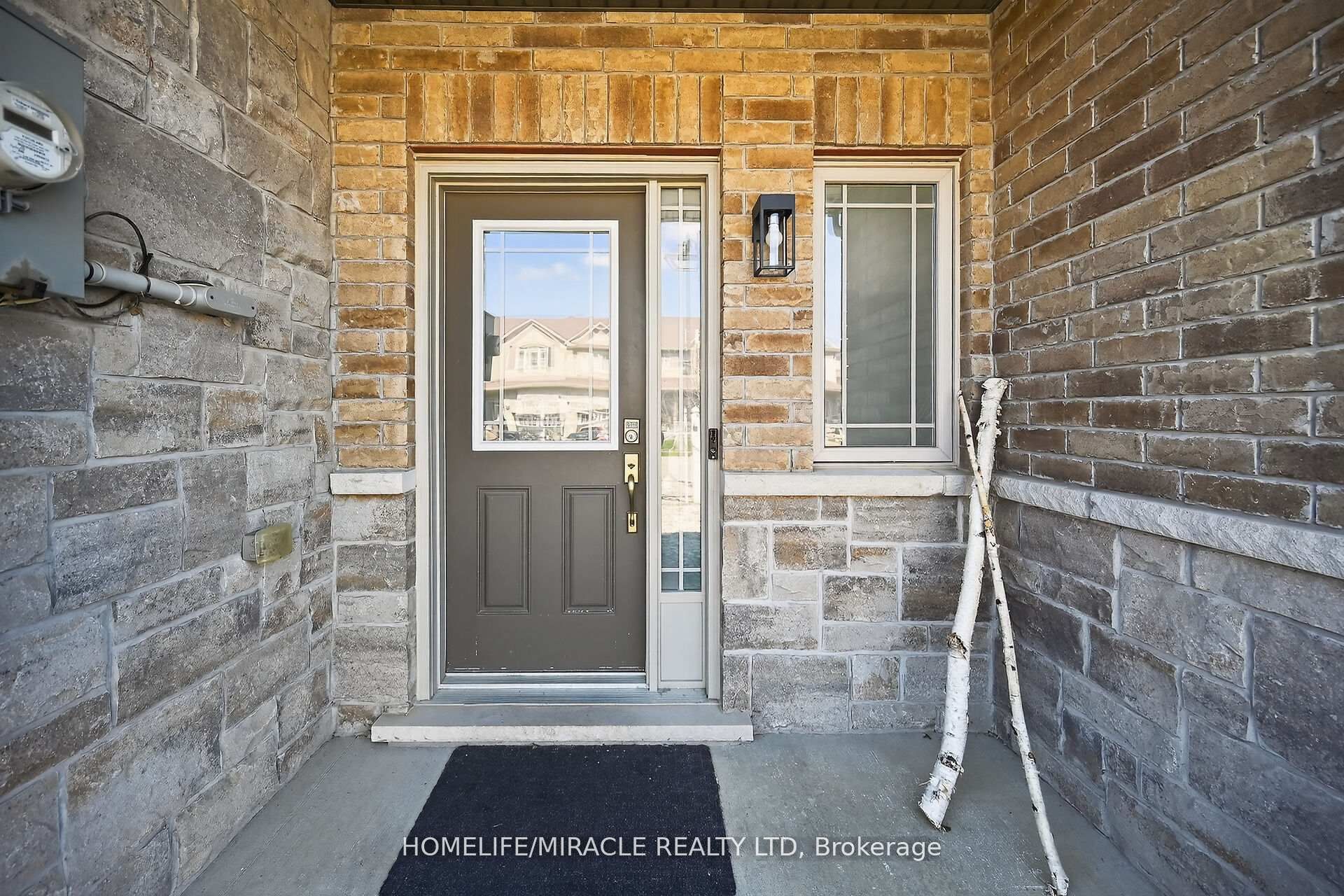 149 Kinsman Drive, Hamilton, ON L0R 1C0 photo 2