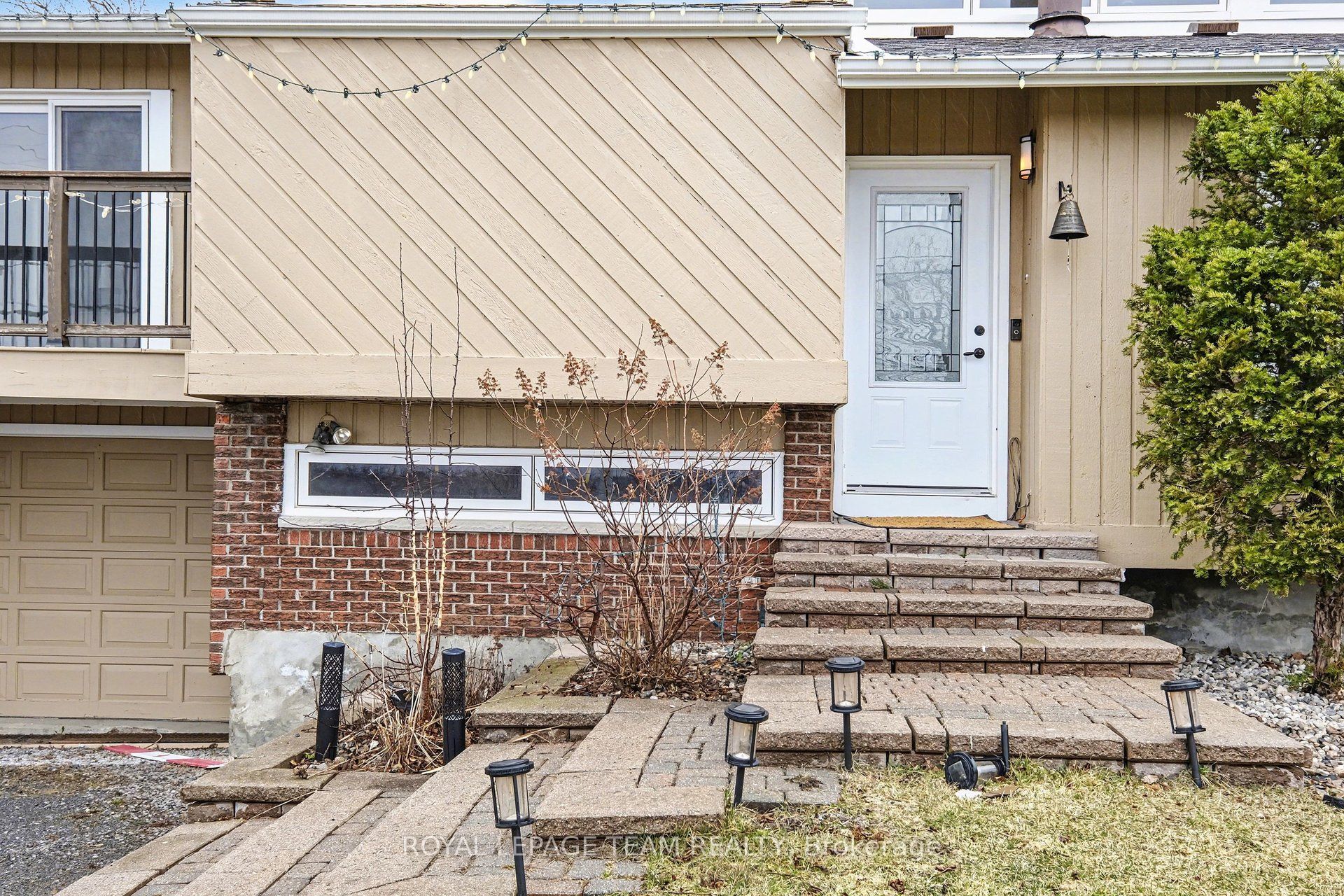 237 Queen West Street, North Dundas, ON K0C 1H0 photo 3