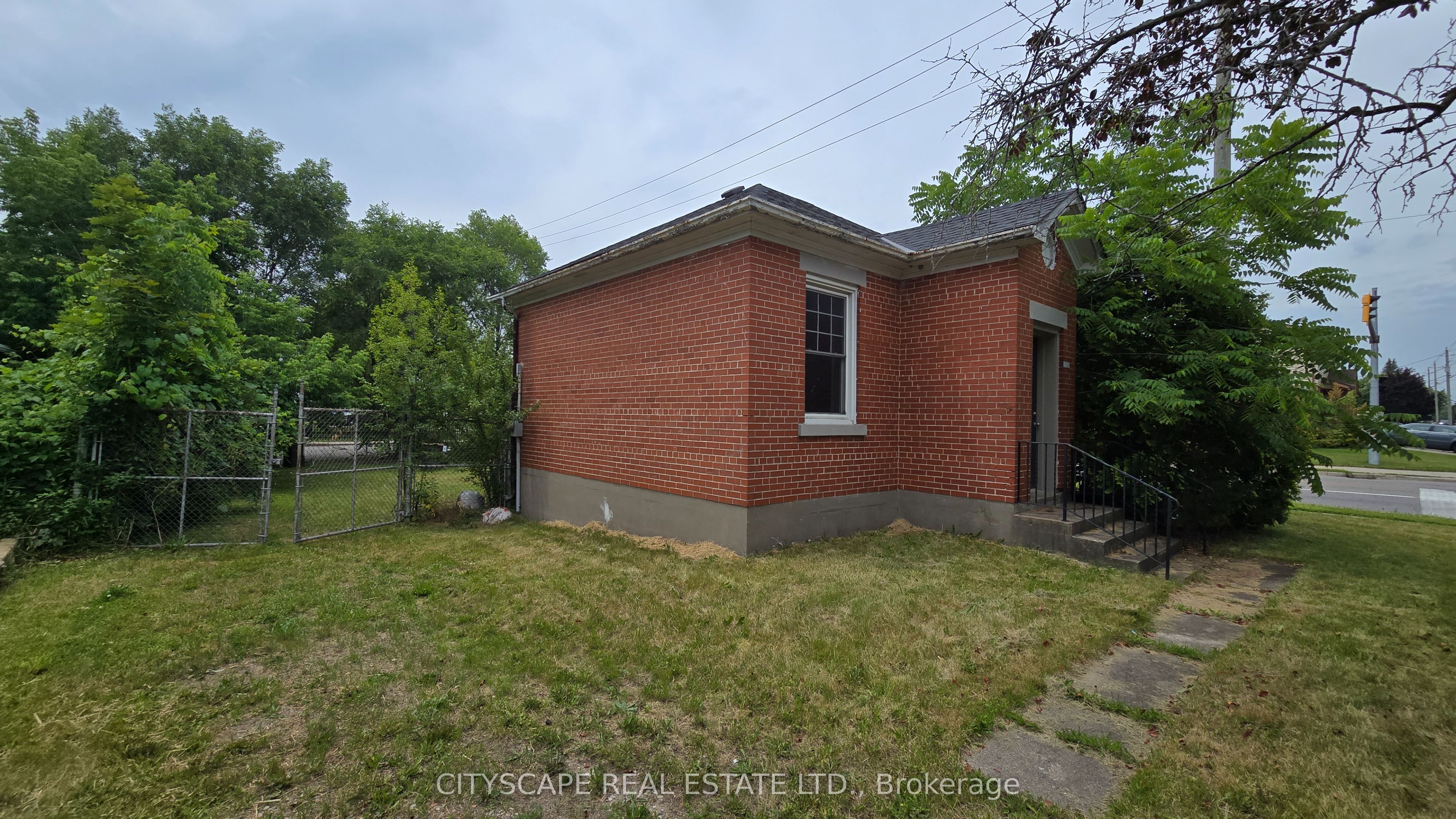 1504 Concession Road, Cambridge, ON N3H 4L9 photo 5