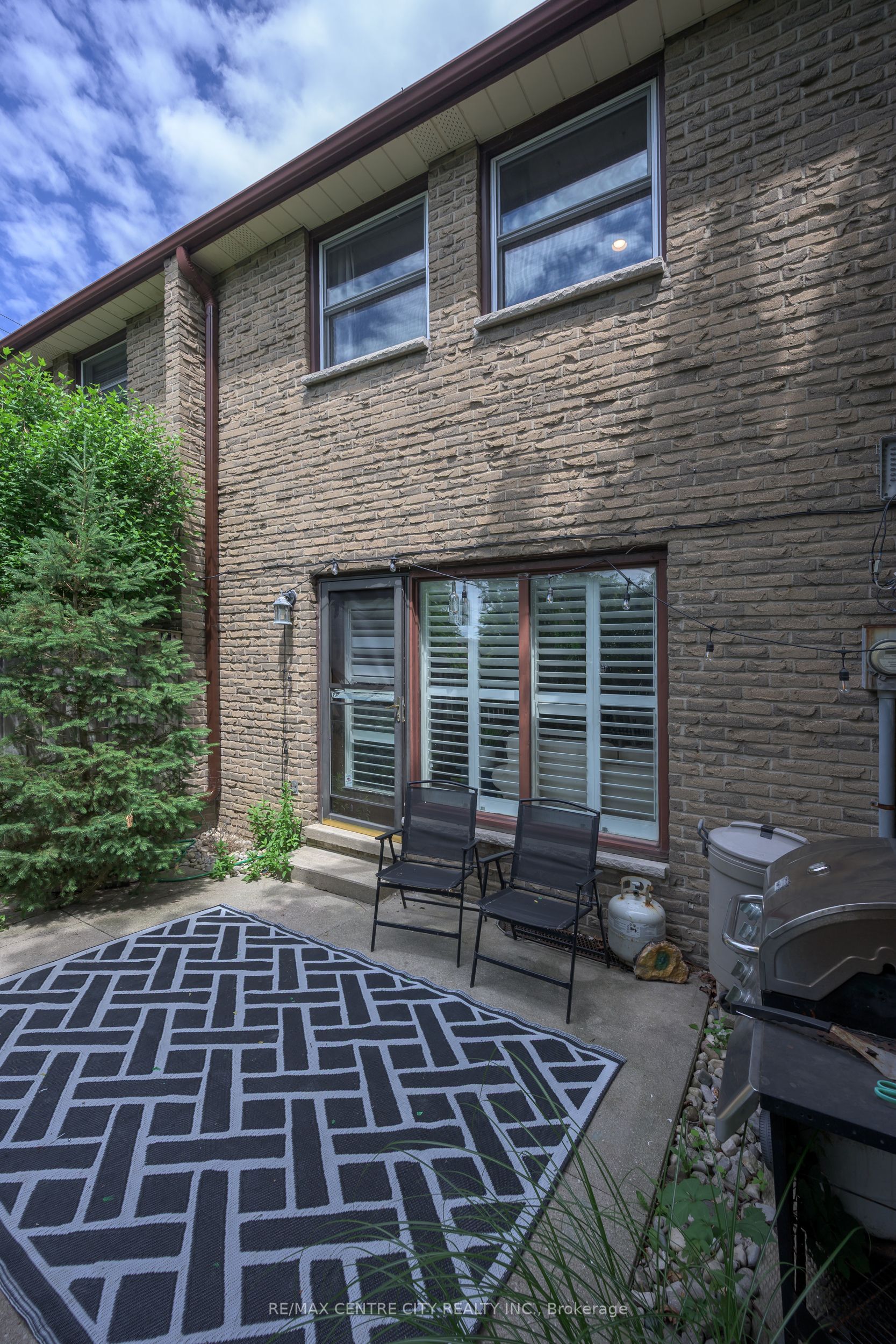 720 Wonderland Road S 3, London South, ON N6K 1L8 photo 4