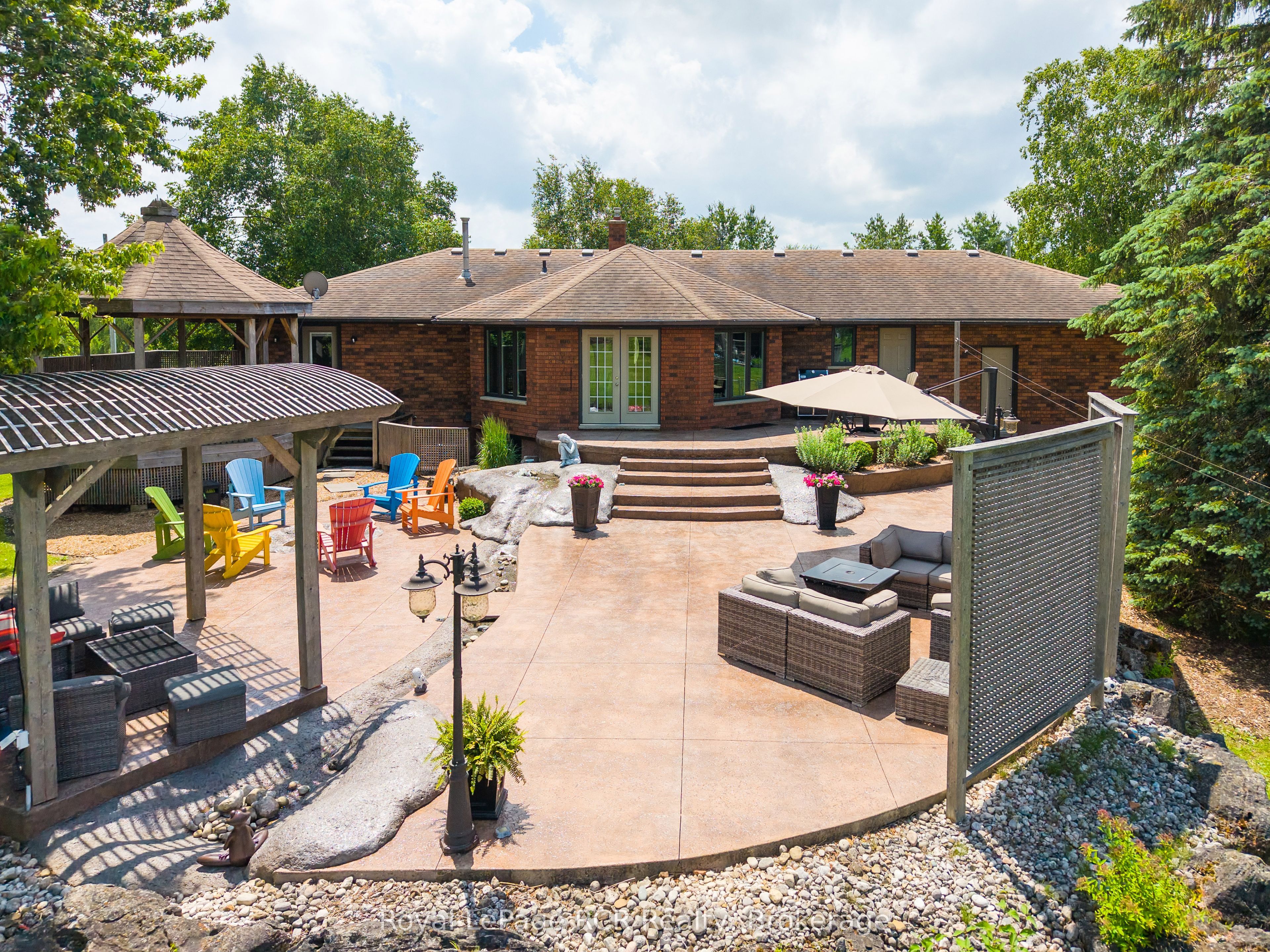 935 27th Street W, Georgian Bluffs, ON N4K 0G3 photo 4