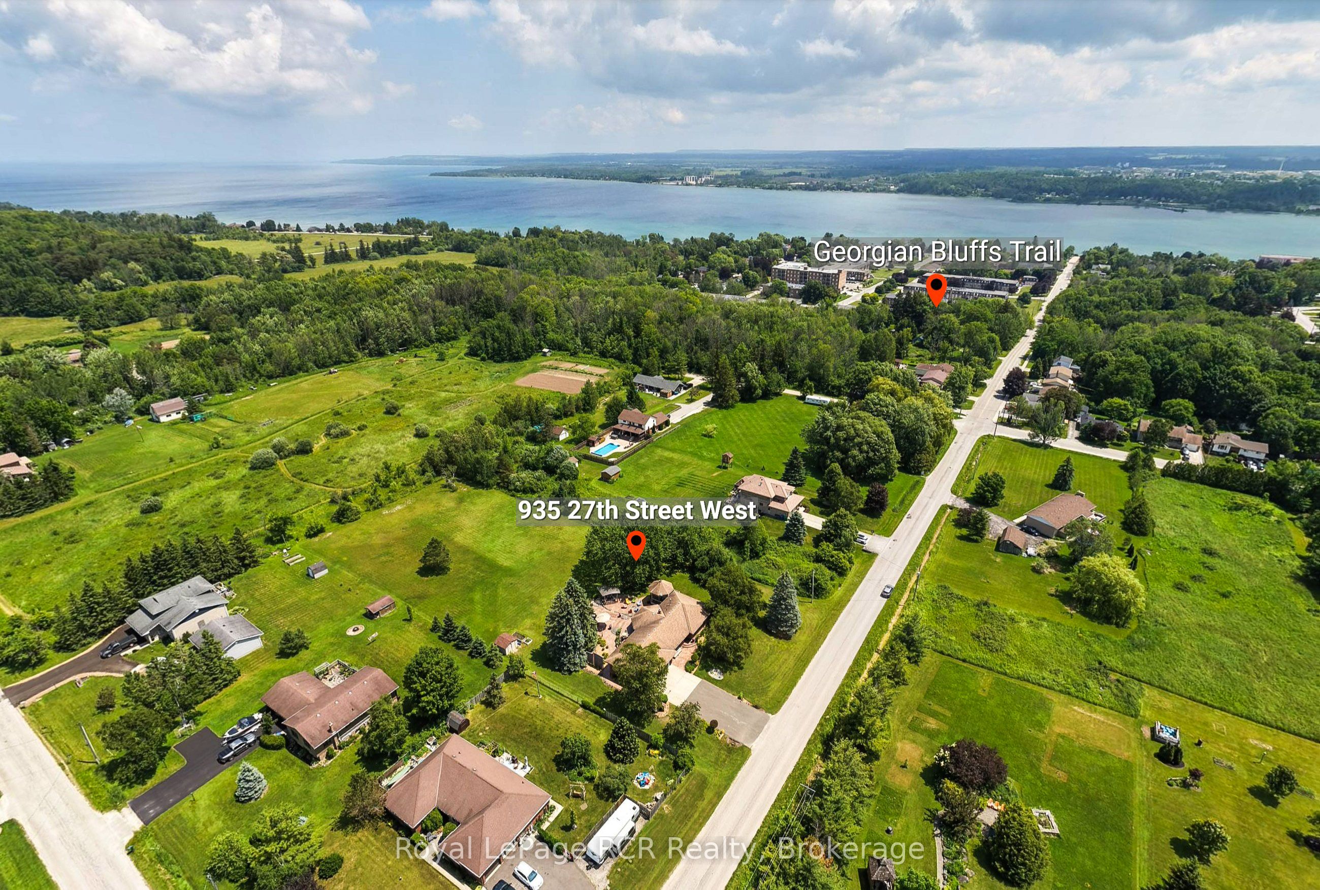 935 27th Street W, Georgian Bluffs, ON N4K 0G3 photo 5
