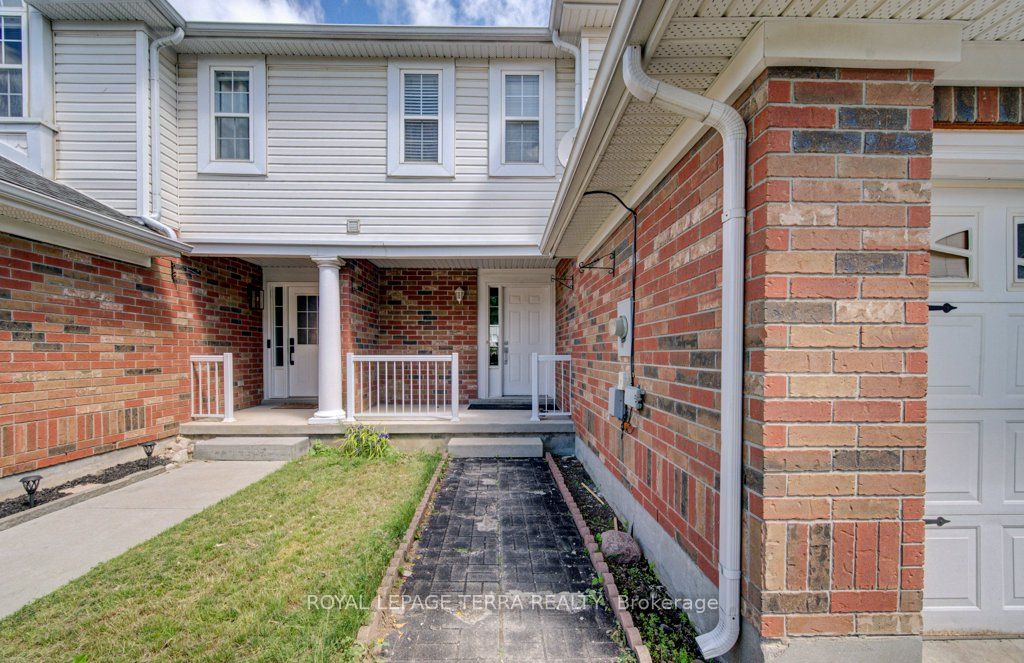 139 WERSTINE Terrace, Cambridge, ON N3C 4H1 photo 3