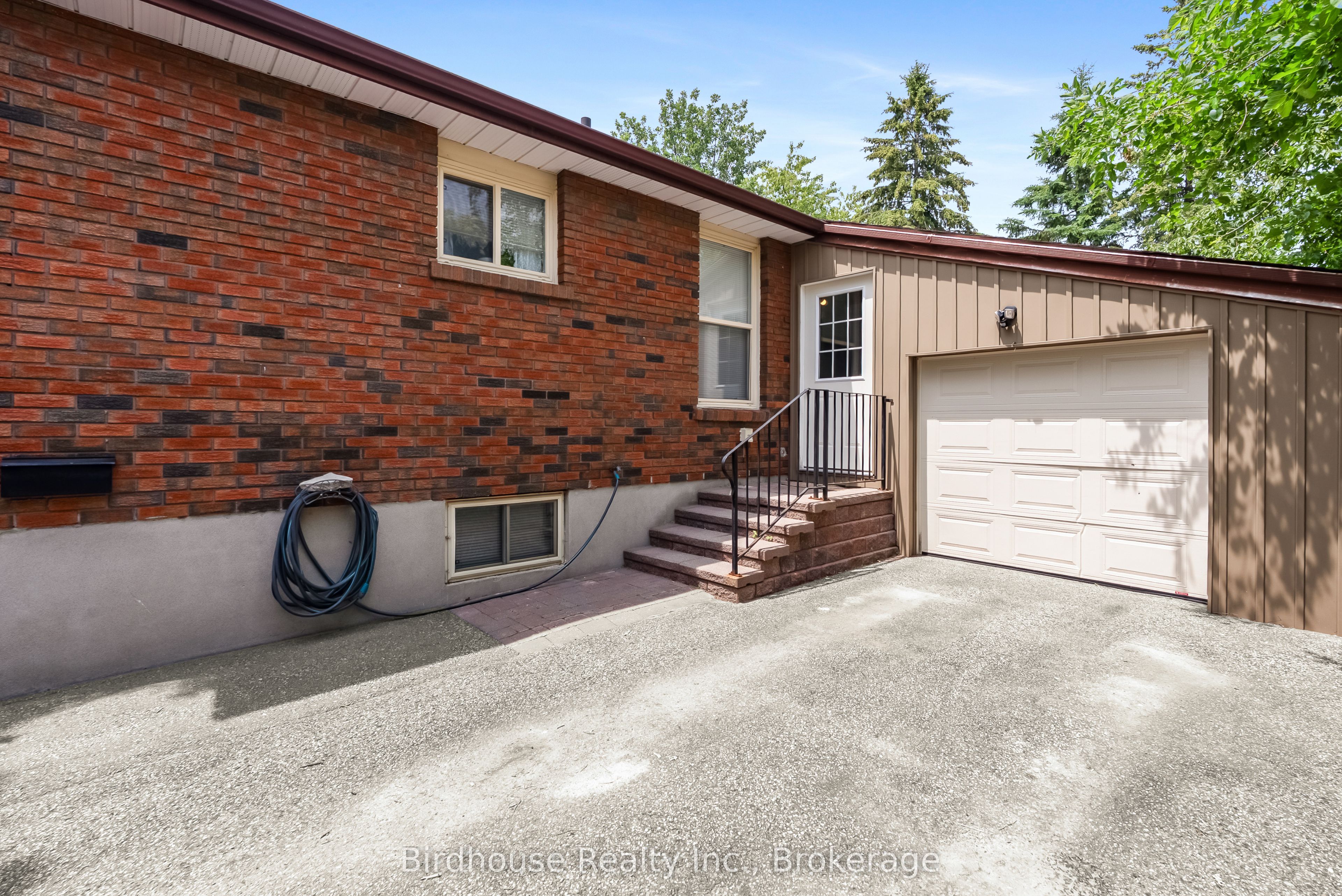 10 Oak Street, Kawartha Lakes, ON K9V 5K4 photo 4