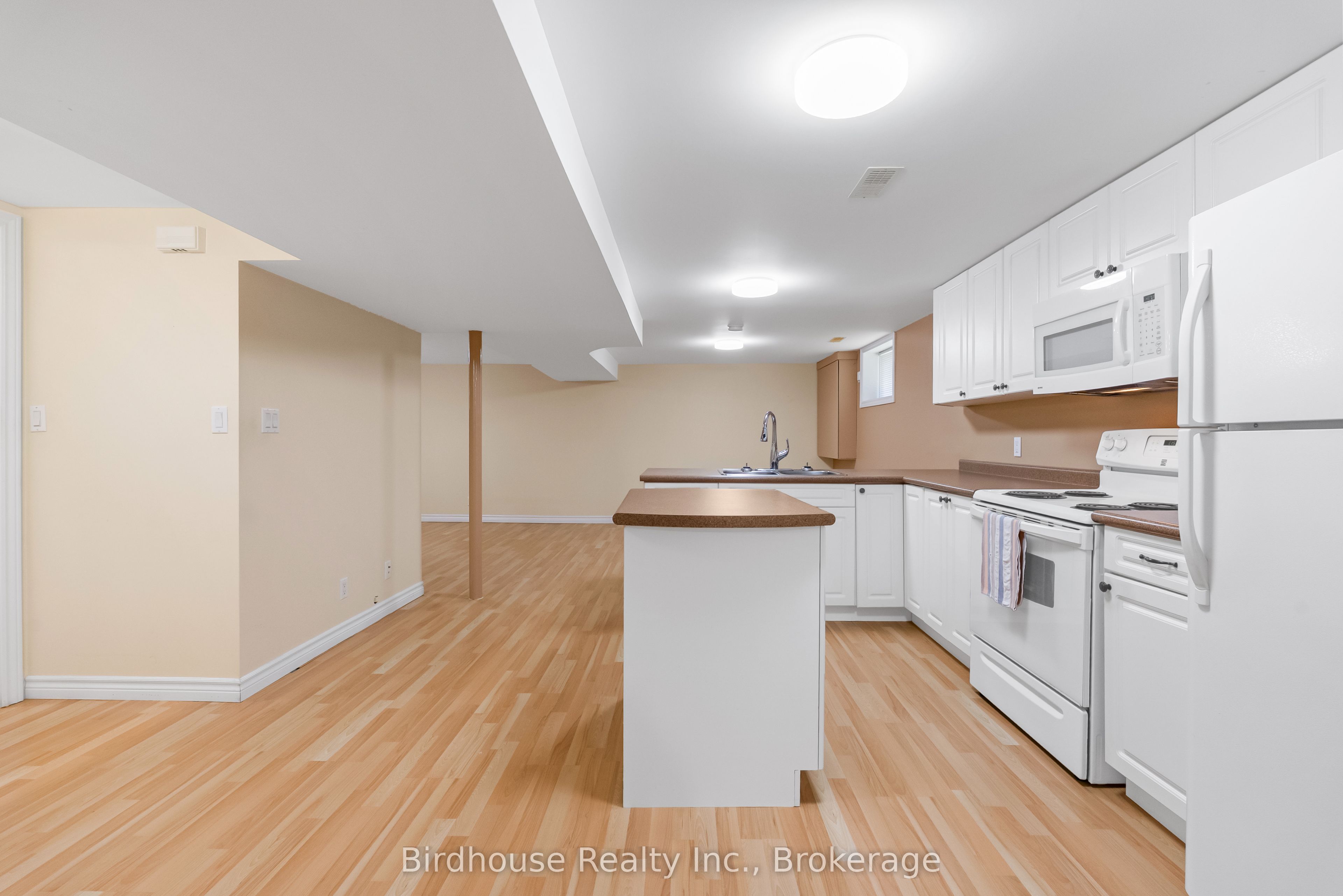 10 Oak Street, Kawartha Lakes, ON K9V 5K4 photo 5