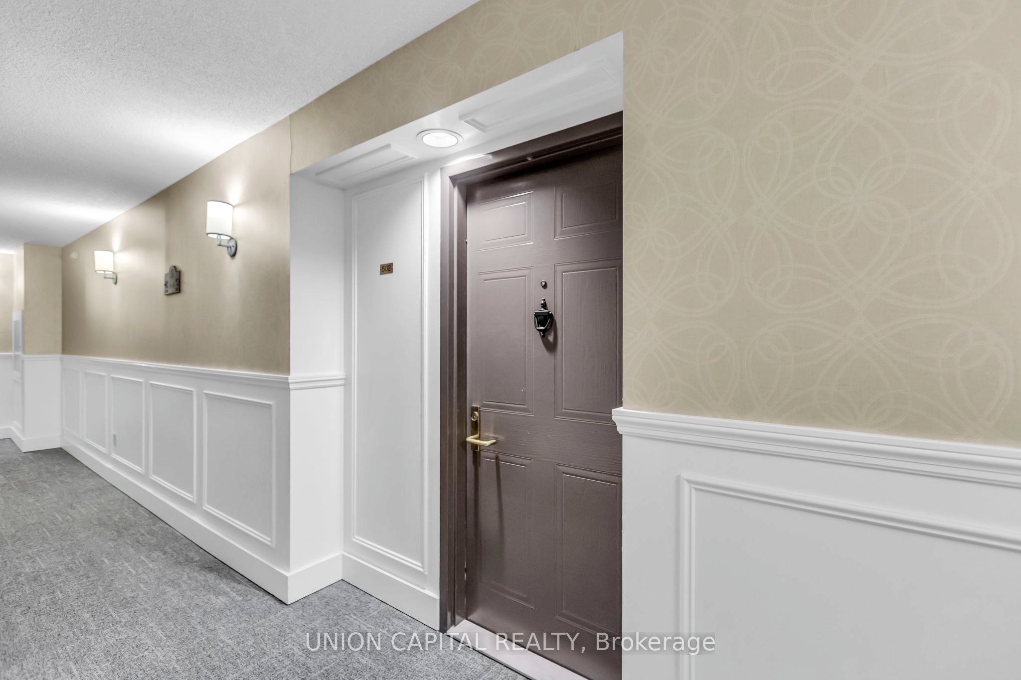 265 Westcourt Place 502, Waterloo, ON N2L 6E4 photo 4