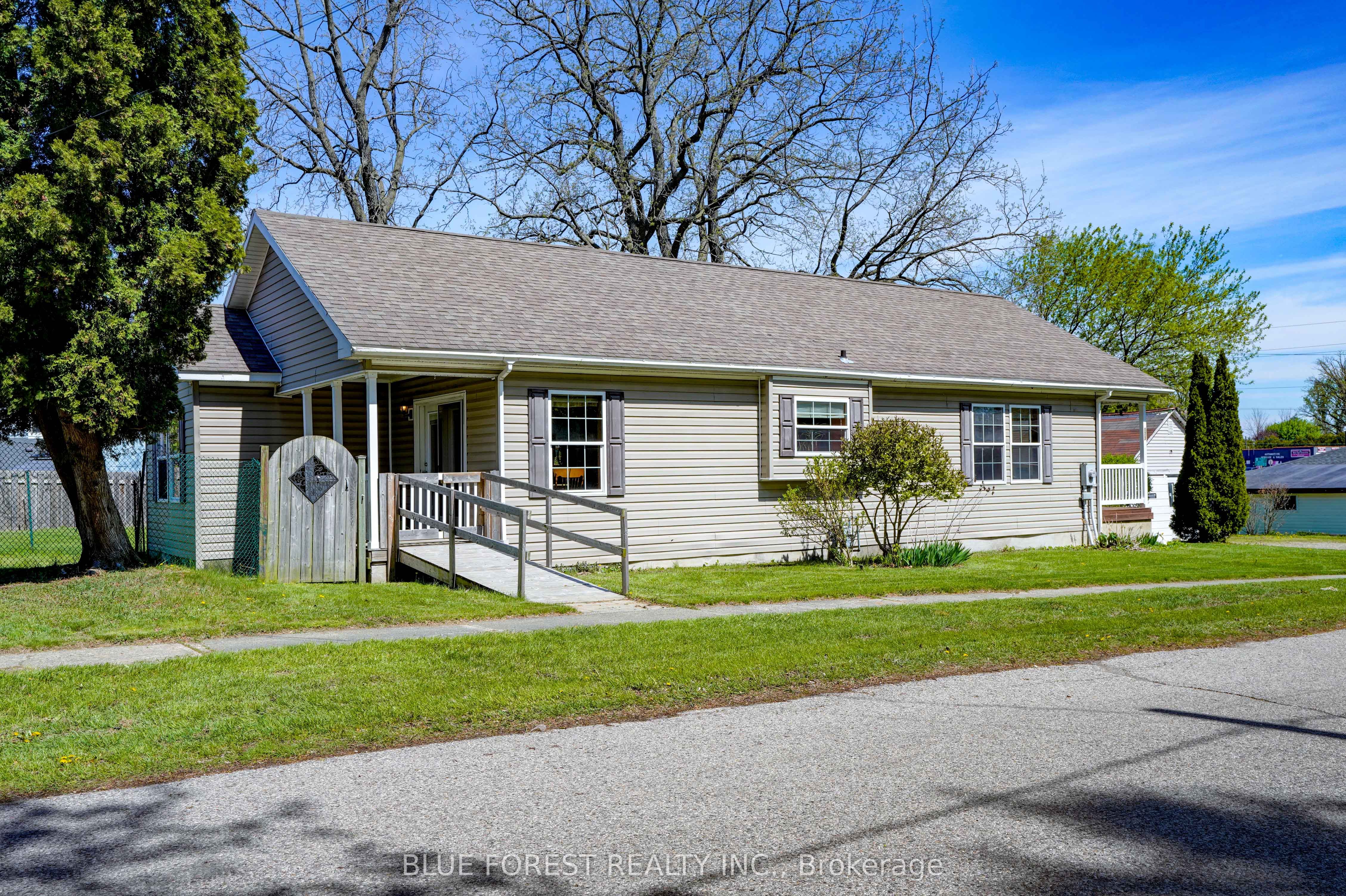 173 Harper Street, West Elgin, ON N0L 2C0 photo 4