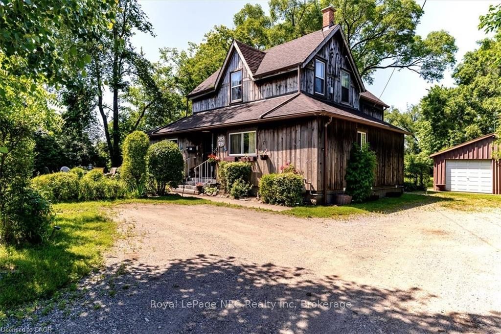 382 Beach Boulevard, Hamilton, ON L8H 6W7 photo 2