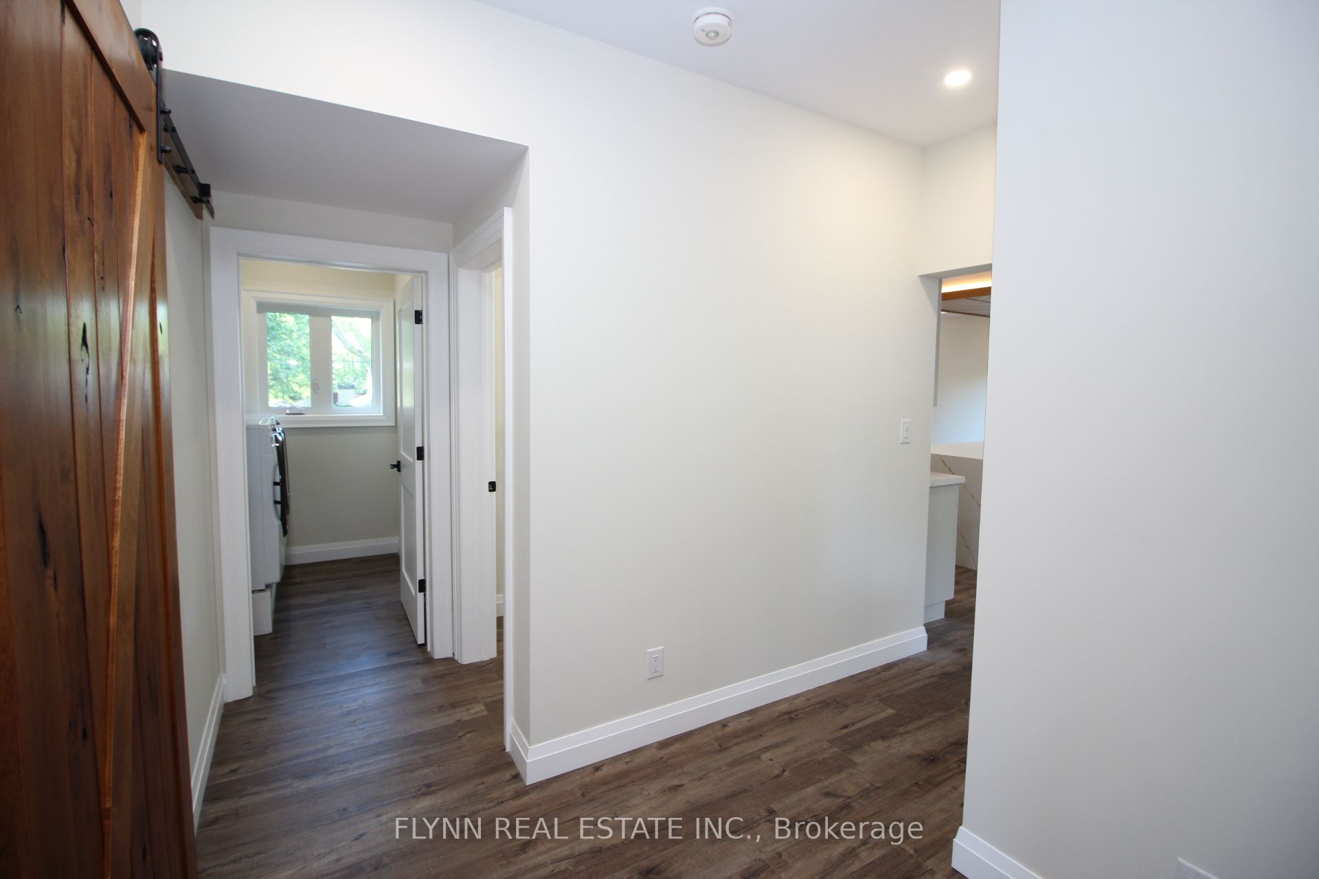 3008 Young Avenue 1, Fort Erie, ON L0S 1N0 photo 3