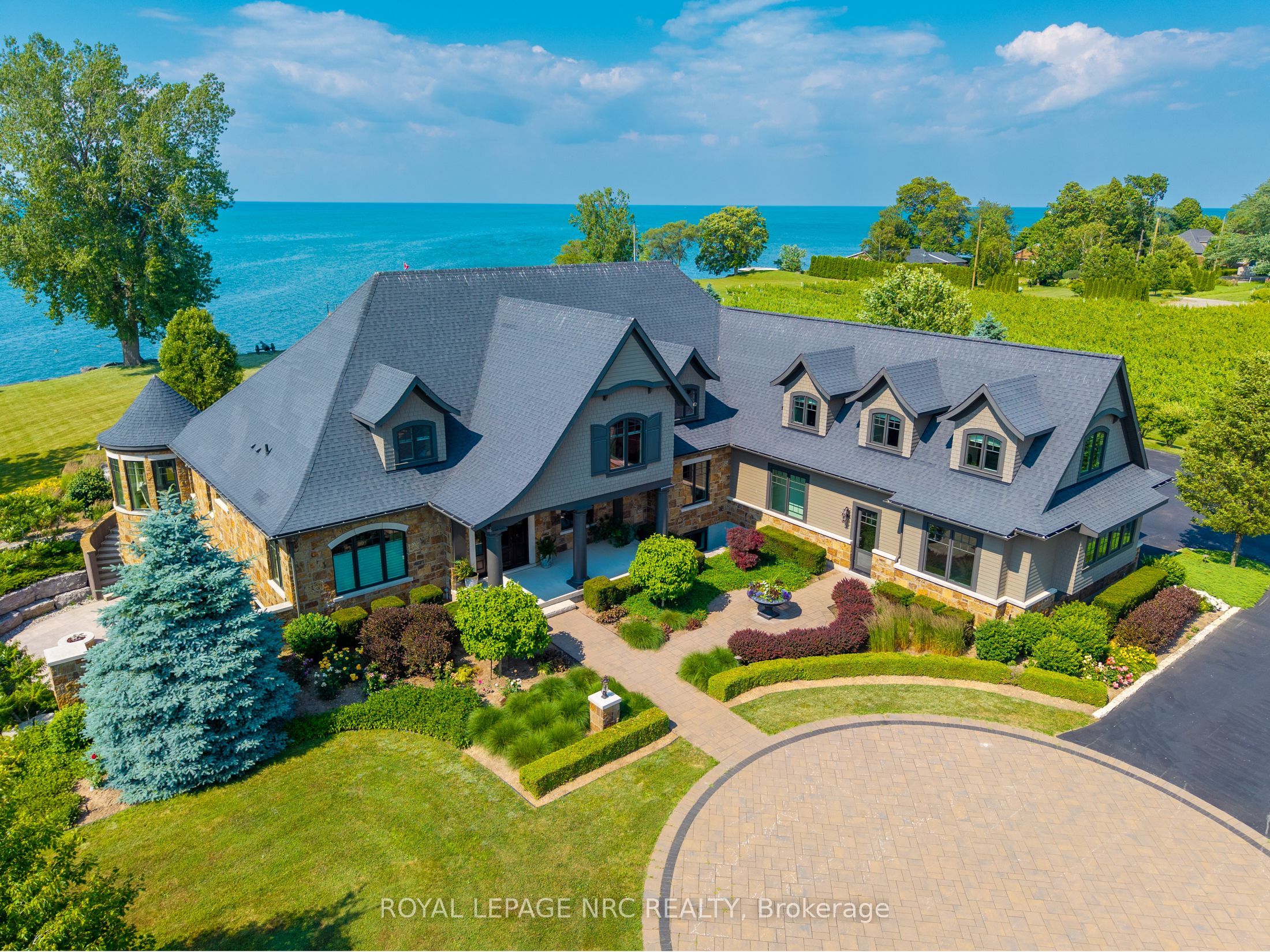 1234 Lakeshore Road, Niagara-on-the-Lake, ON L0S 1T0
