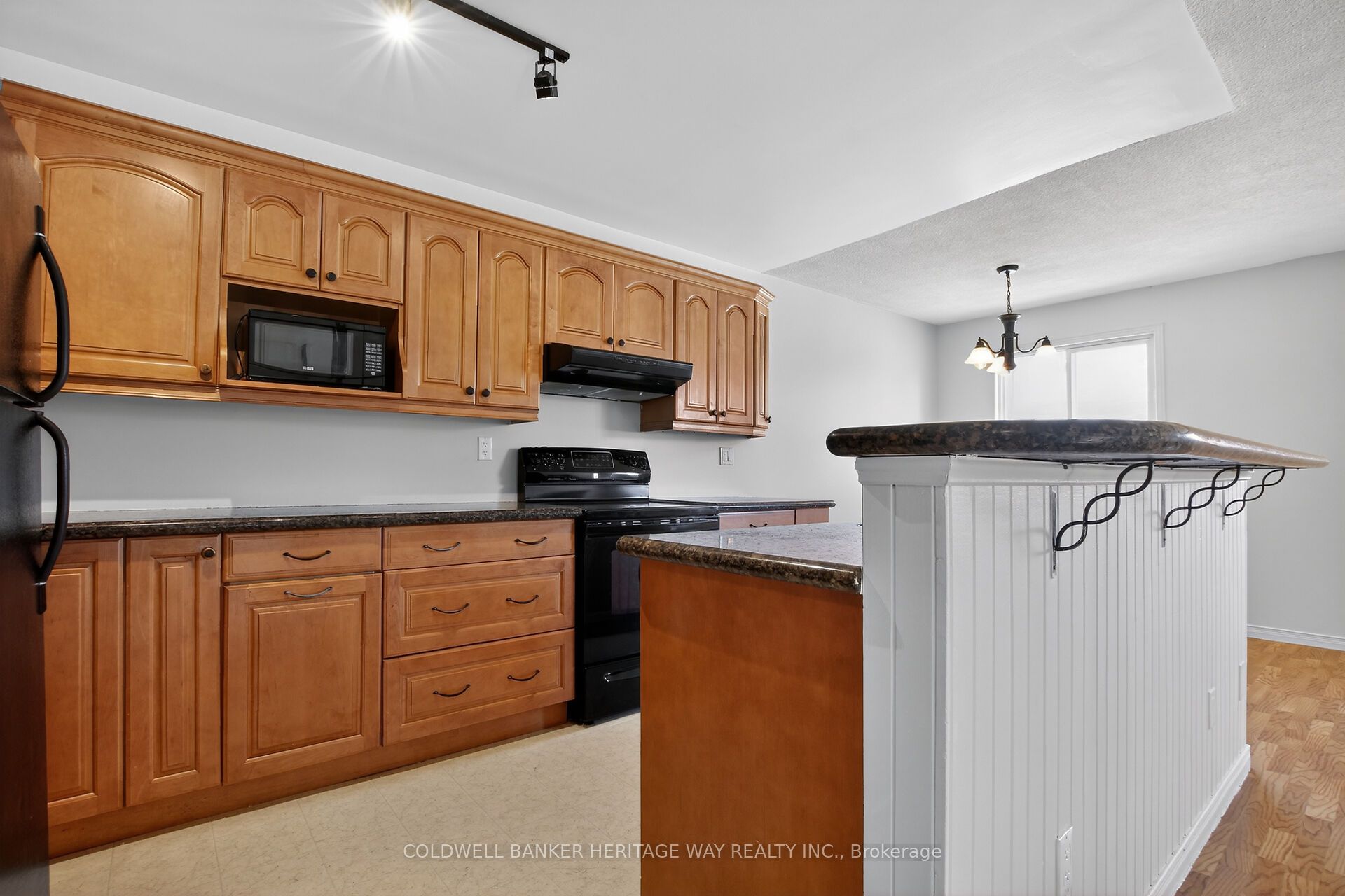 442 Joseph Street, Carleton Place, ON K7C 3T5 photo 3