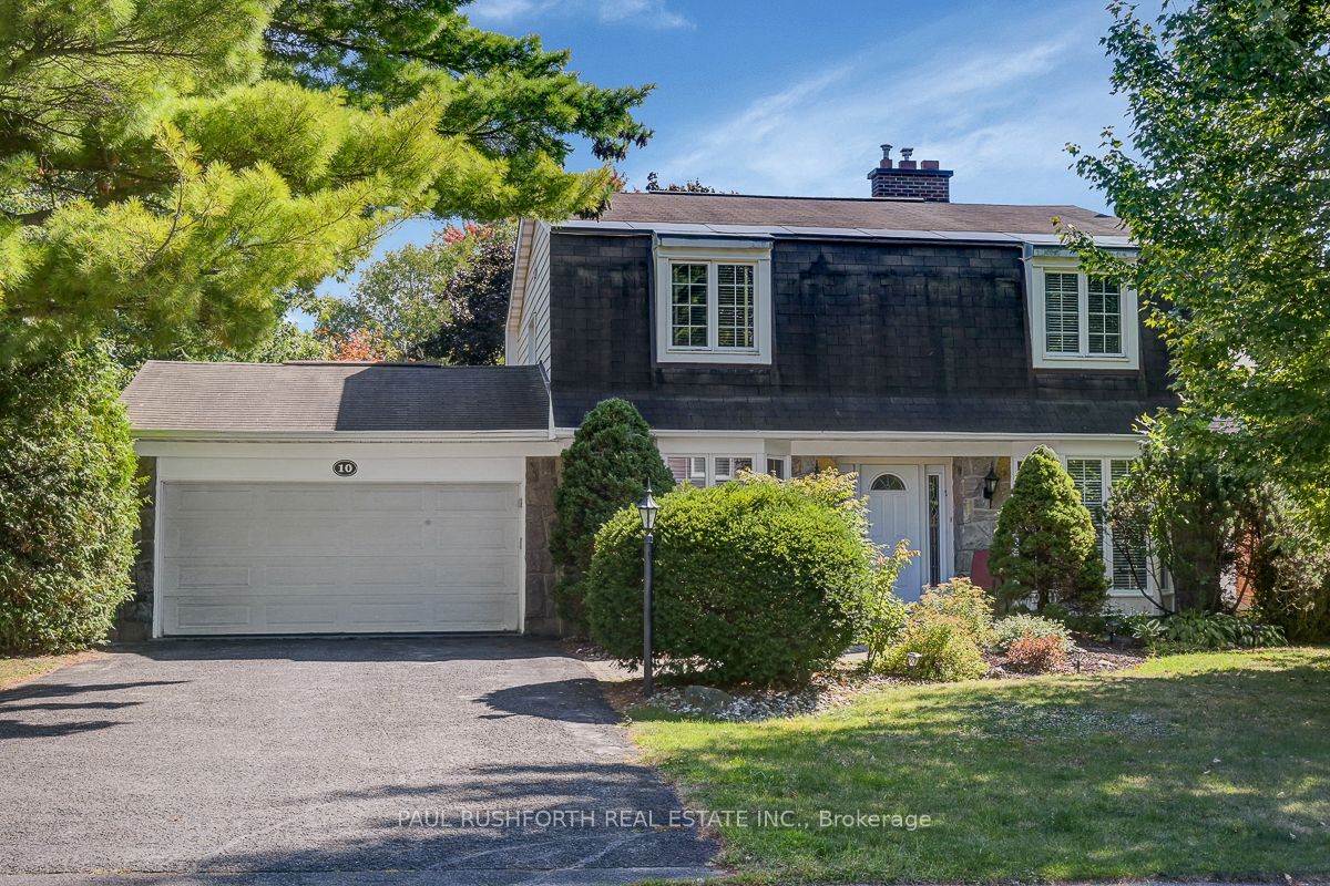 10 Cosburn Avenue, South of Baseline to Knoxdale, ON K2H 8A1