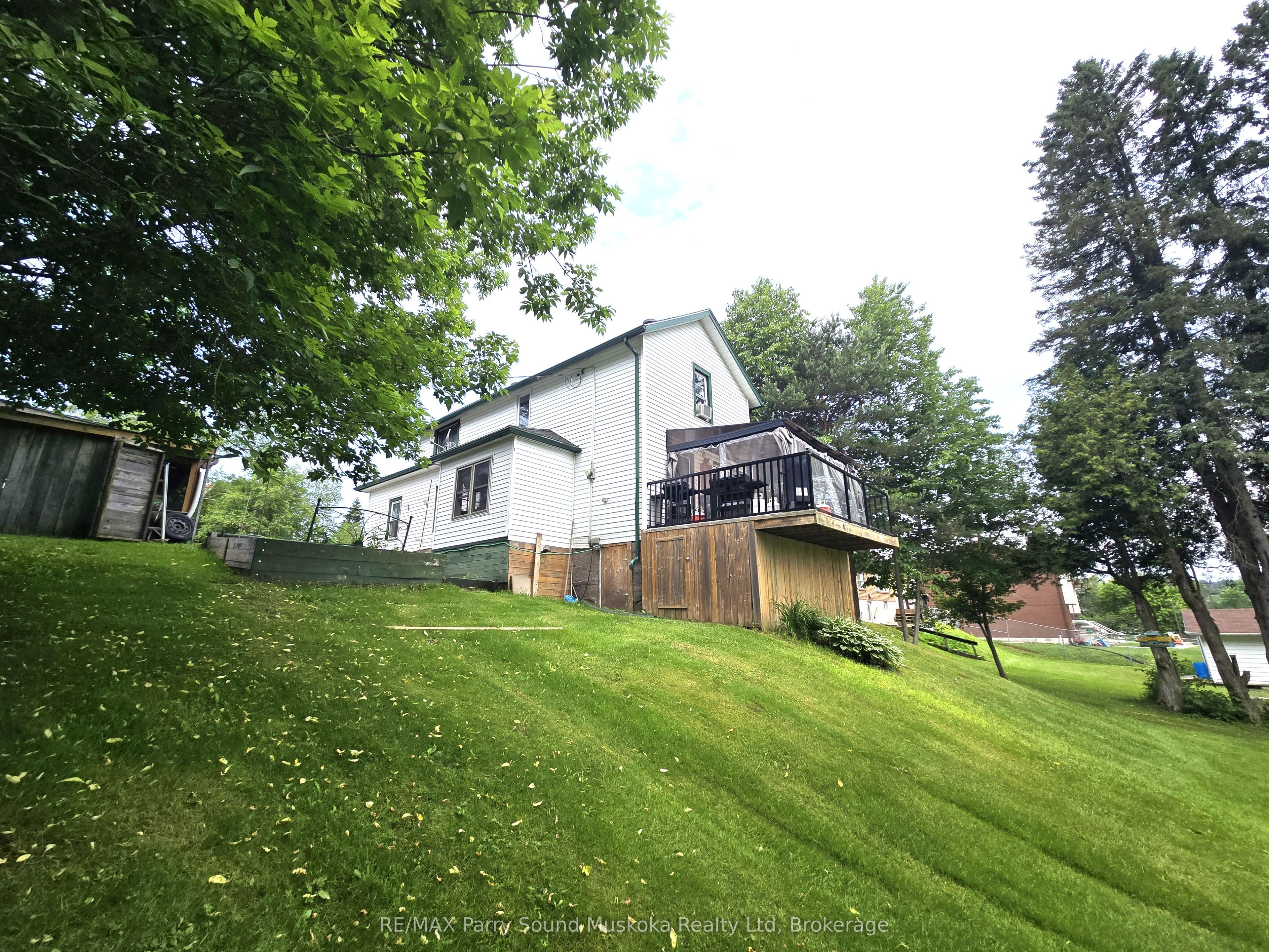 118 Dimsdale Street, Burk's Falls, ON P0A 1C0 photo 4