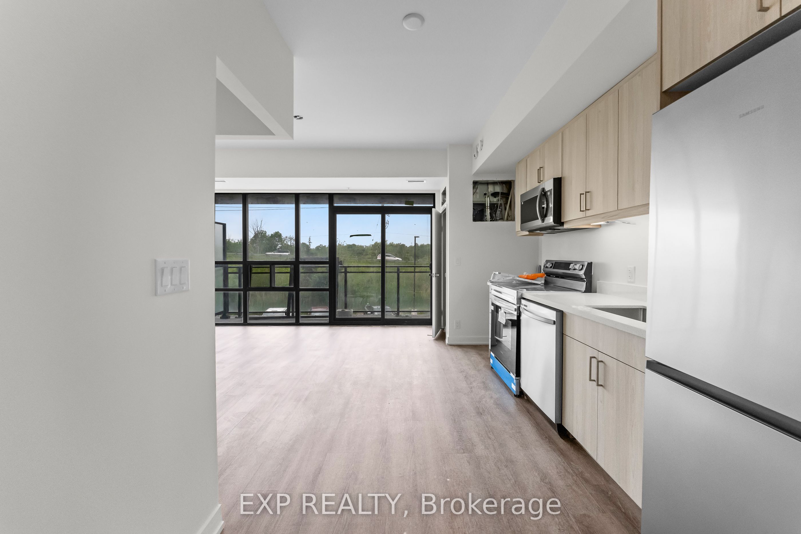 350 Prince Charles Dr Drive 247, Welland, ON L3C 7B3 photo 5