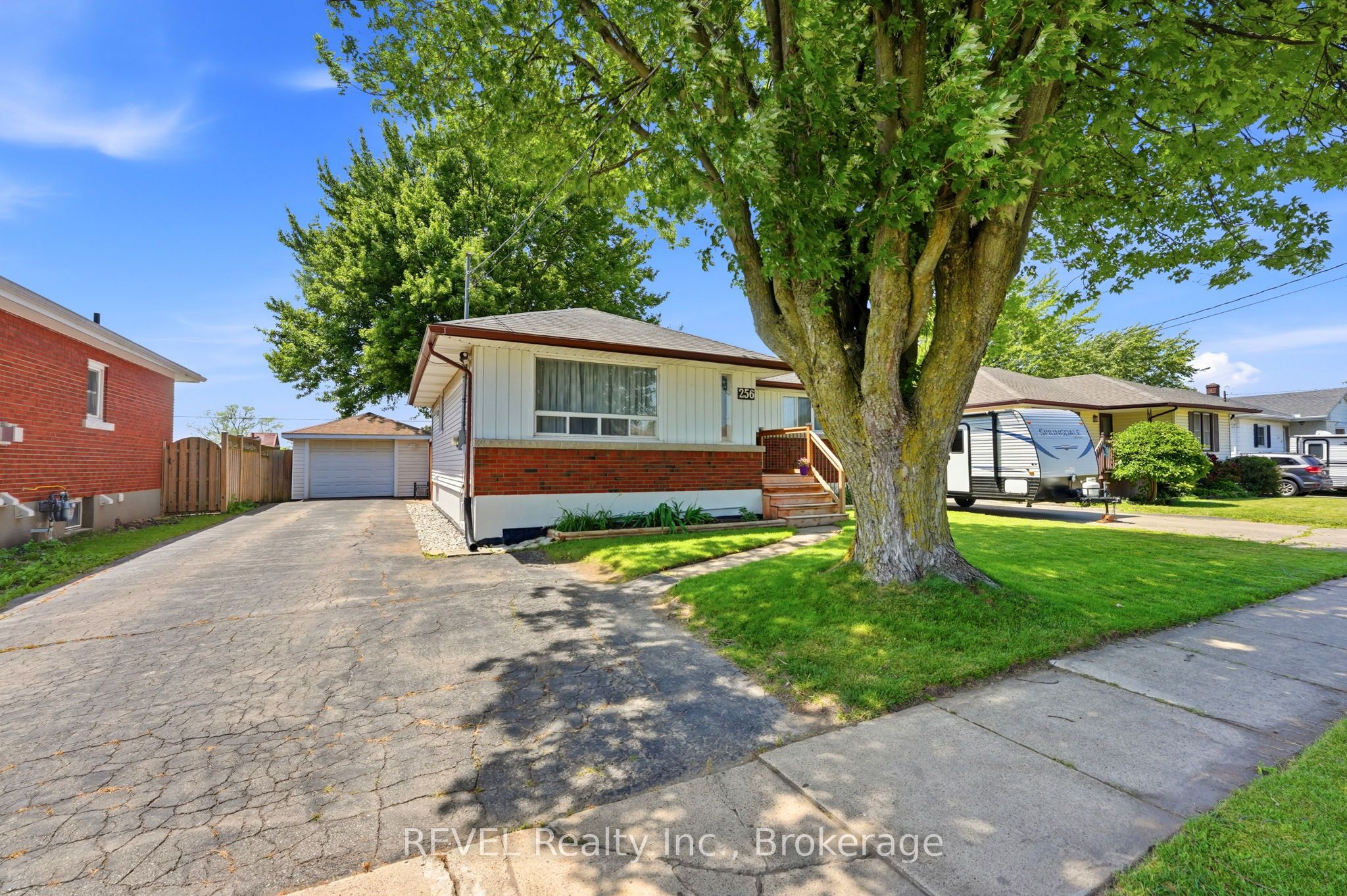 256 Clarke Street, Port Colborne, ON L3K 2G5 photo 4