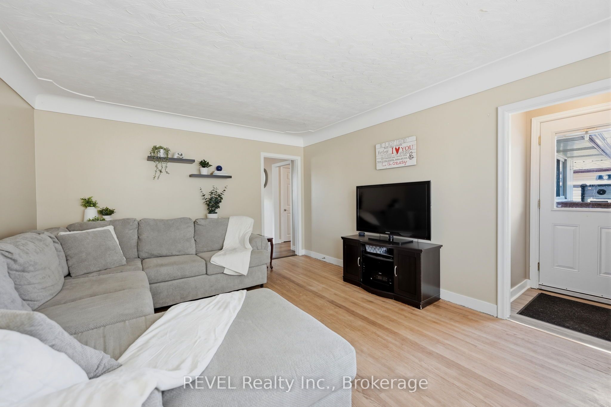 256 Clarke Street, Port Colborne, ON L3K 2G5 photo 5