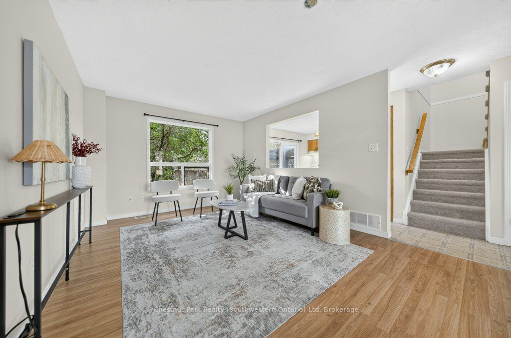 58 Cedarvale Avenue, Guelph, ON N1E 6Y3 photo 2