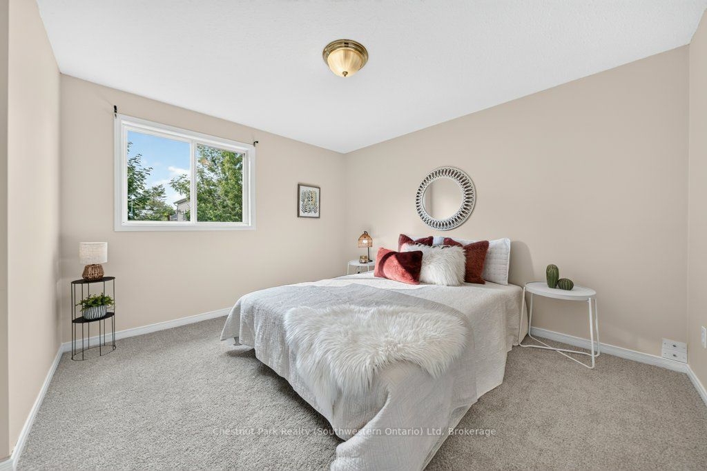 58 Cedarvale Avenue, Guelph, ON N1E 6Y3 photo 5