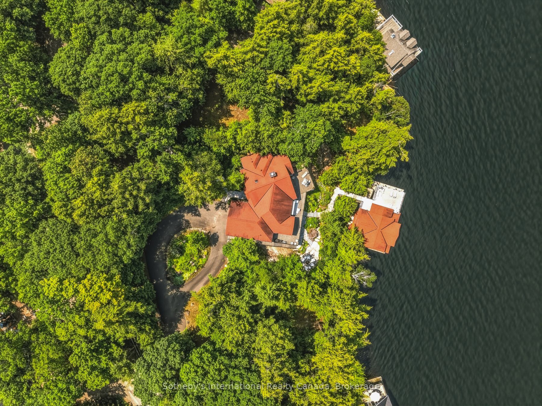 1181 Ashforth Drive, Muskoka Lakes, ON P0C 1M0 photo 5