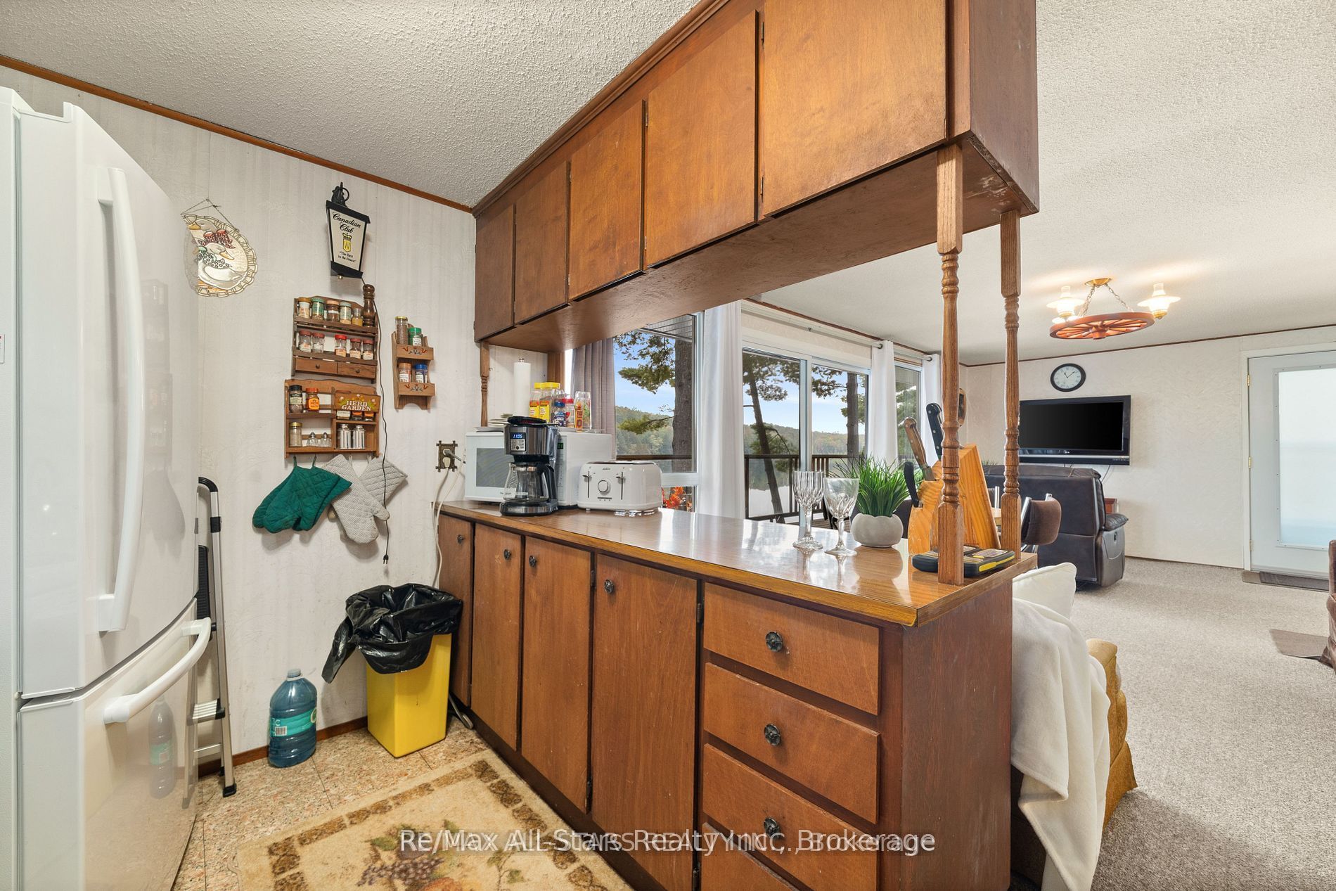 1006 Youngs Road Cottage # 9, Muskoka Lakes, ON P0B 1J0 photo 4