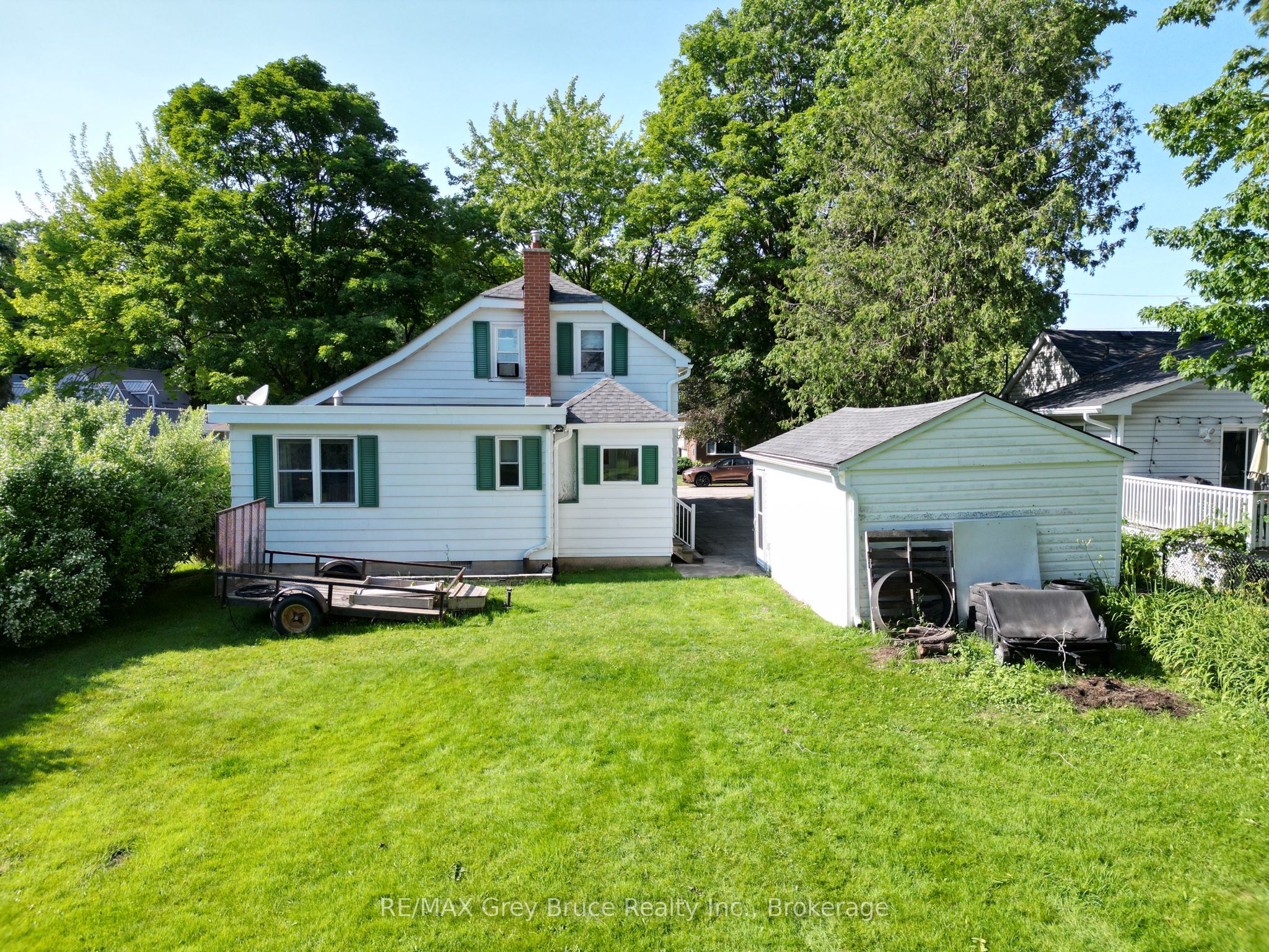 621 11th Street W, Owen Sound, ON N4K 3T2 photo 5