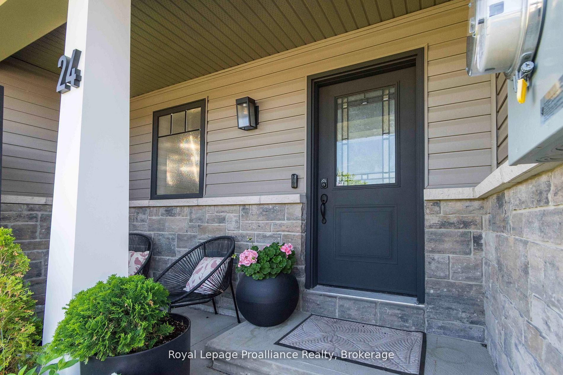 24 Buchanan Avenue, Prince Edward County, ON K0K 2T0 photo 4