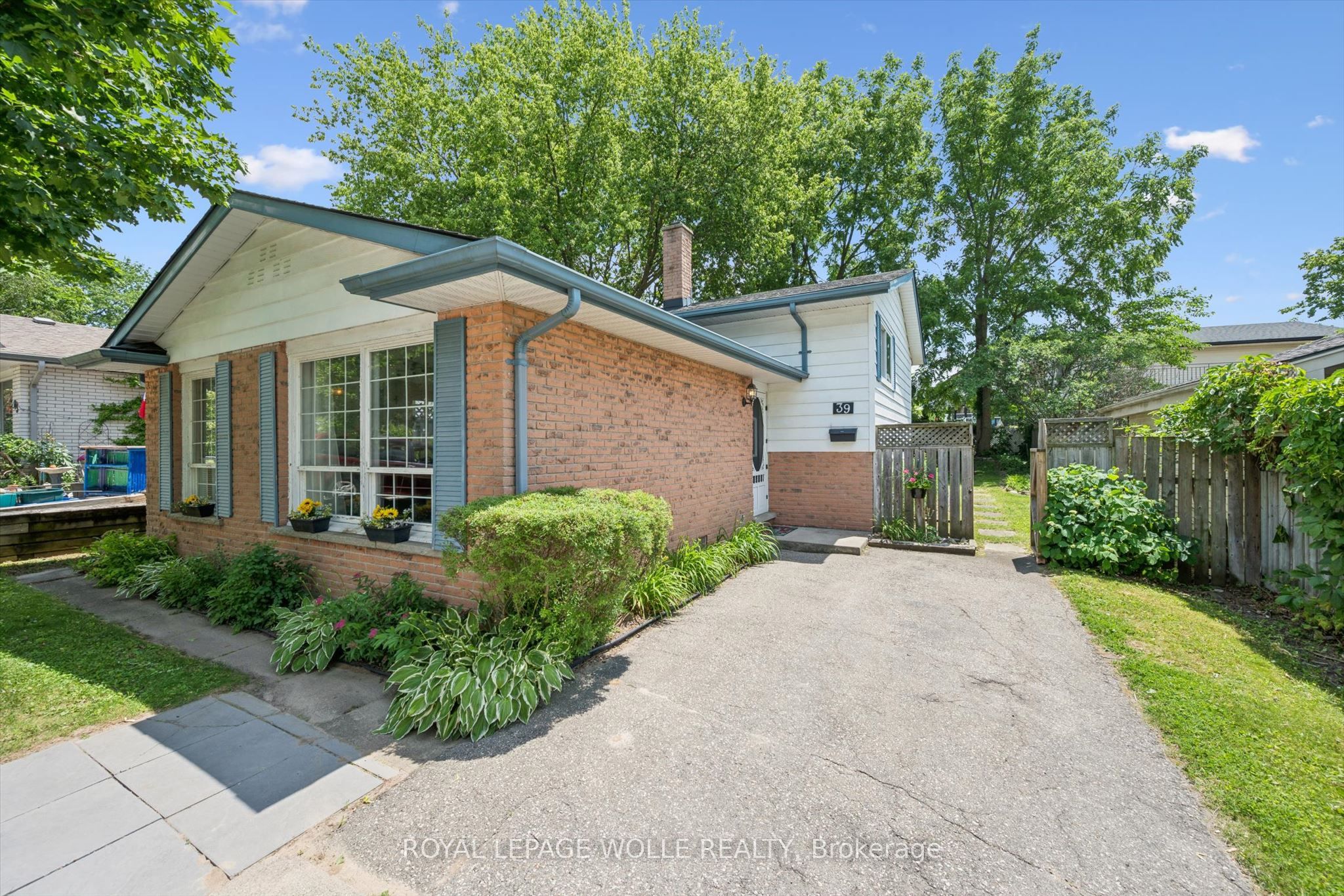 39 Shea Crescent, Kitchener, ON N2E 1E9 photo 4