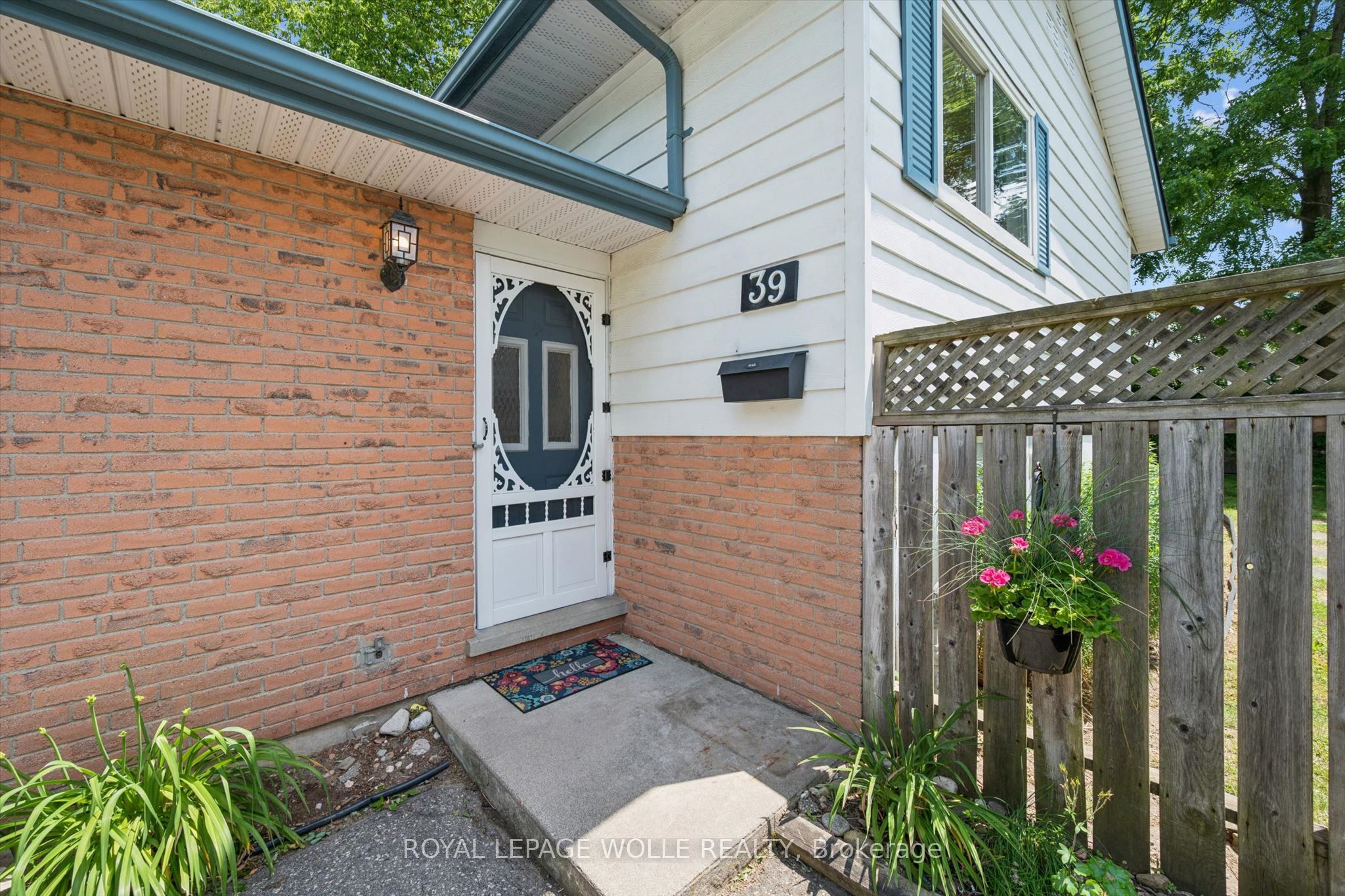 39 Shea Crescent, Kitchener, ON N2E 1E9 photo 5