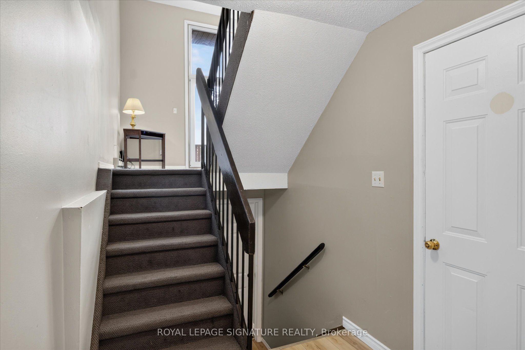 30 CHAMPLAIN Crescent 36, Peterborough, ON K9L 1T1 photo 5