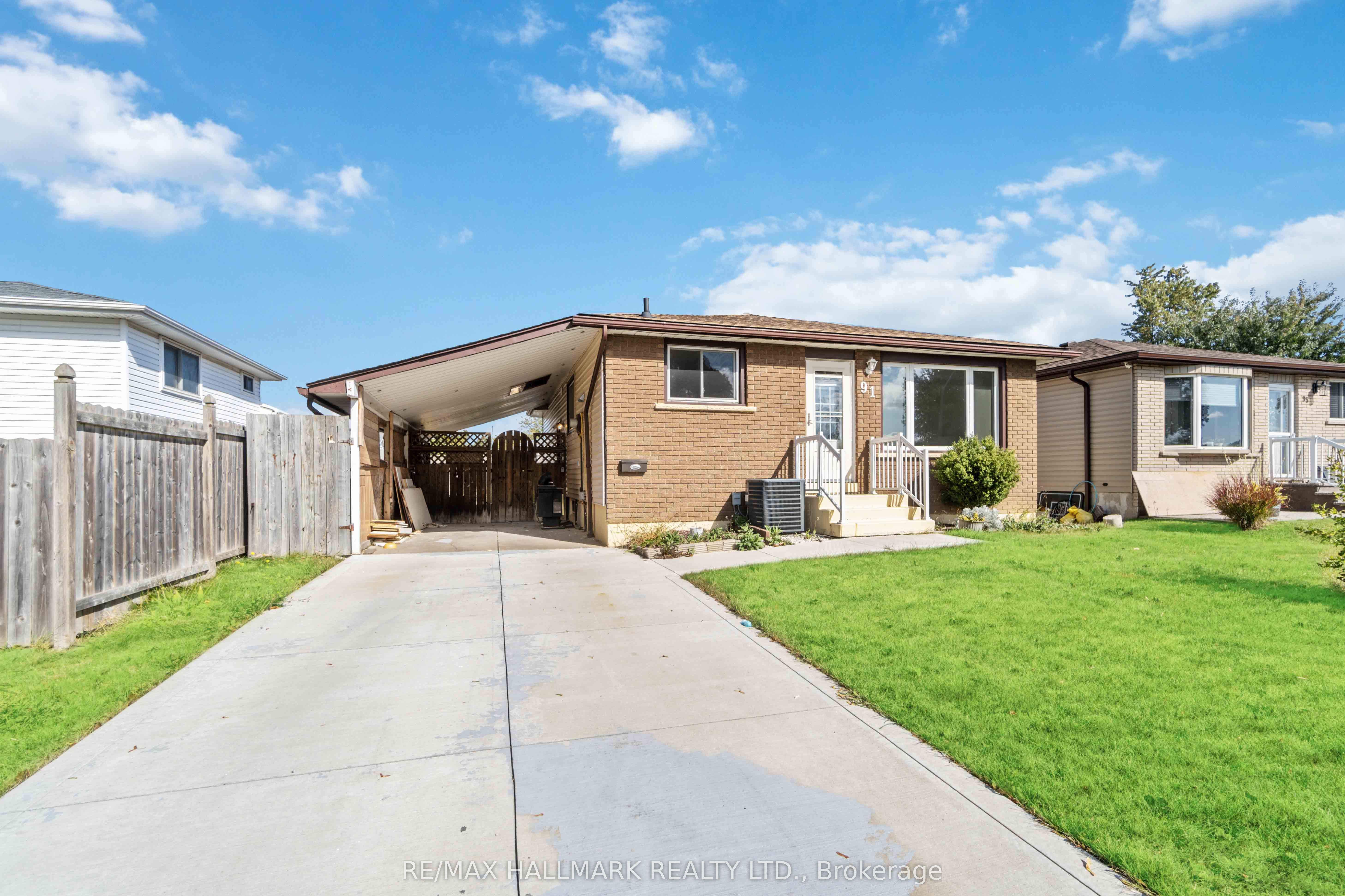 91 Boston (Lower) Crescent, Hamilton, ON L8T 4N1