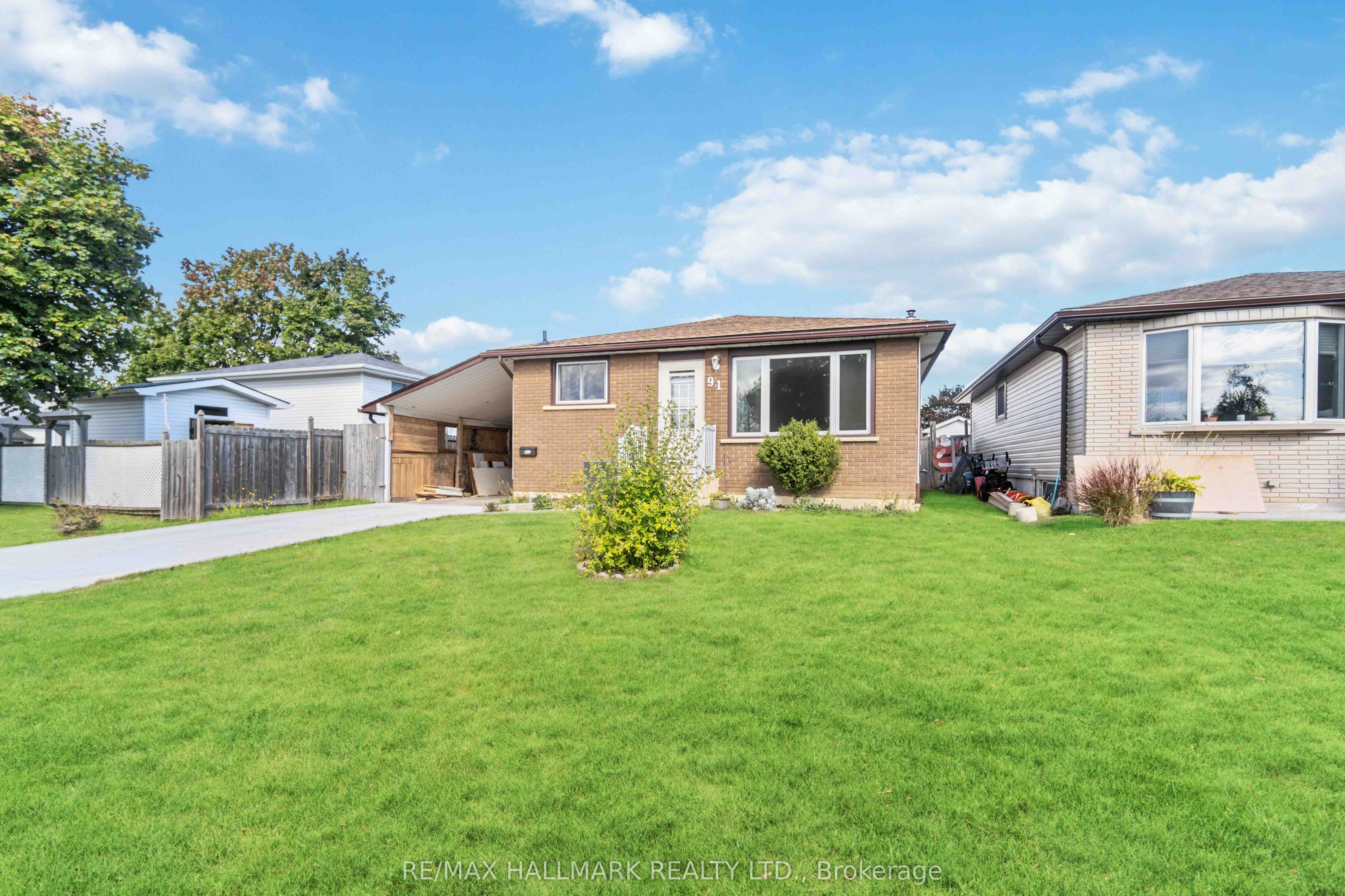 91 Boston (Lower) Crescent, Hamilton, ON L8T 4N1 photo 2