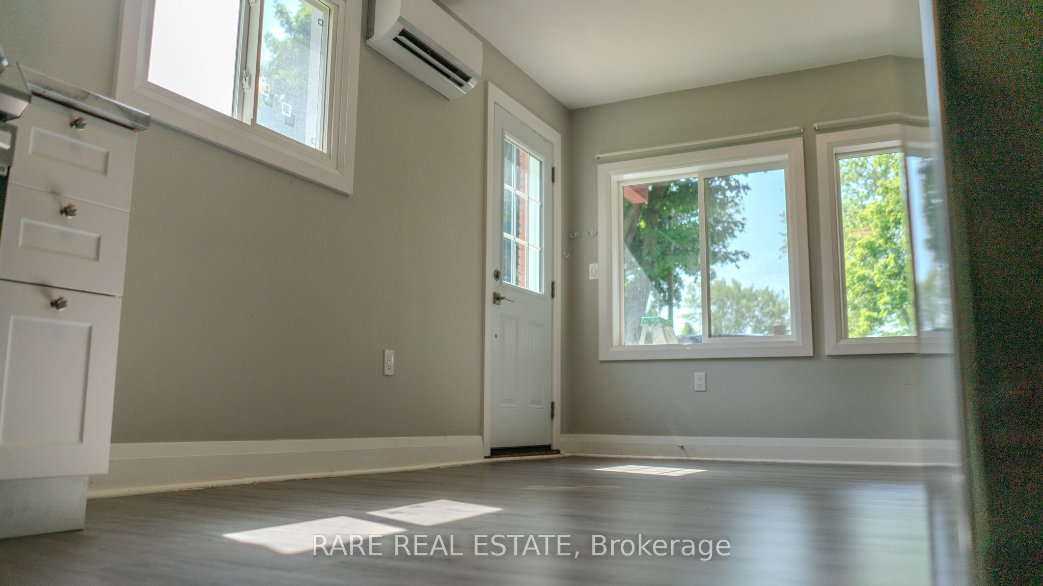 7 Plazaway Street 3, Welland, ON L3C 4J6