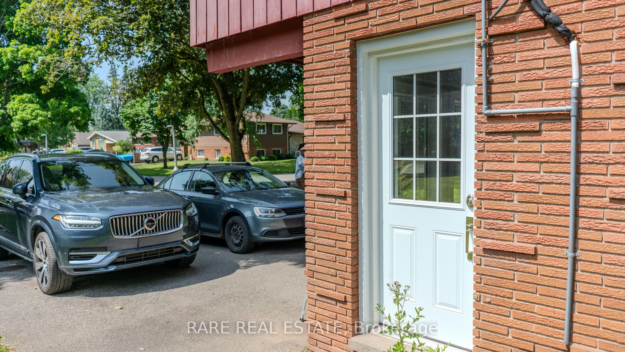 7 Plazaway Street 3, Welland, ON L3C 4J6 photo 3