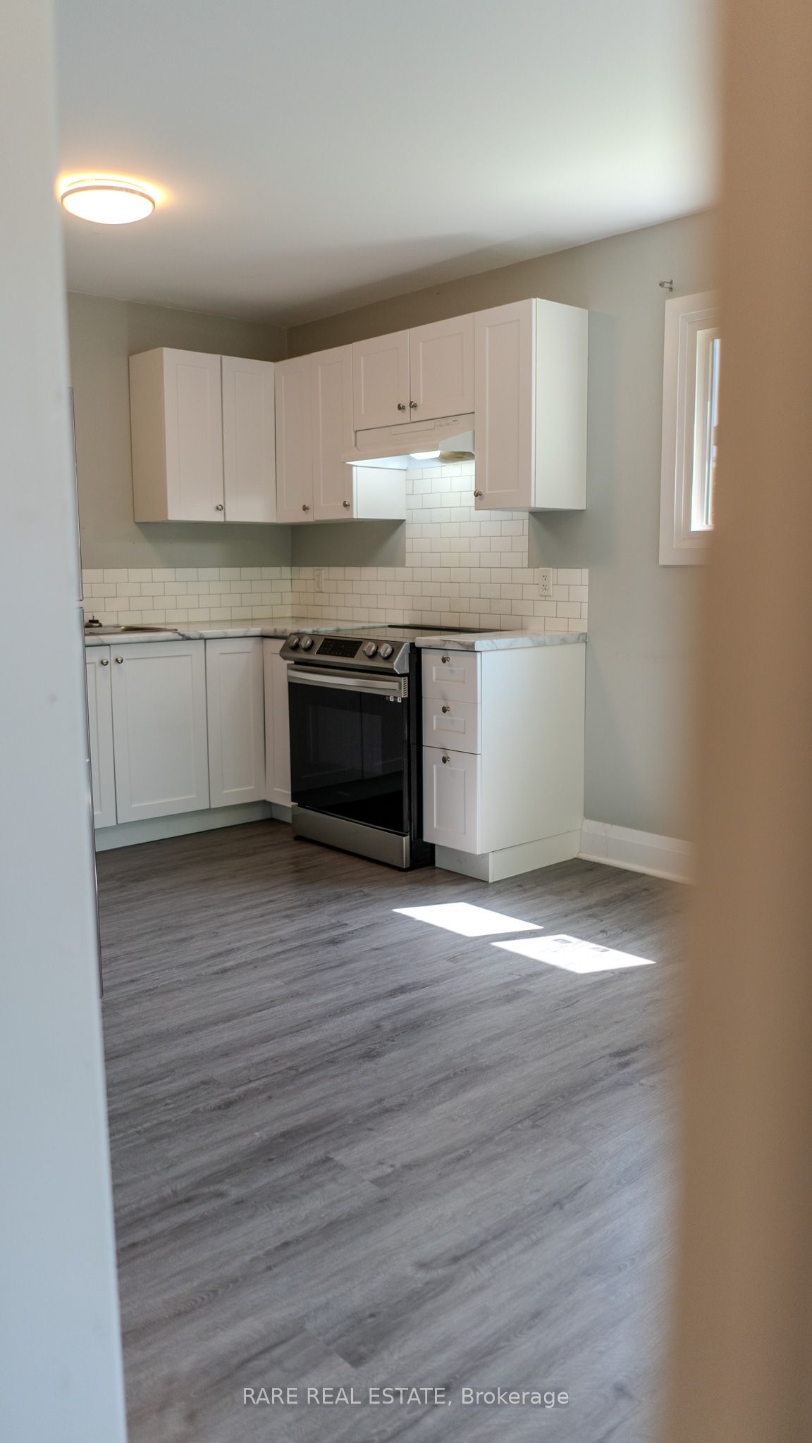 7 Plazaway Street 3, Welland, ON L3C 4J6 photo 5