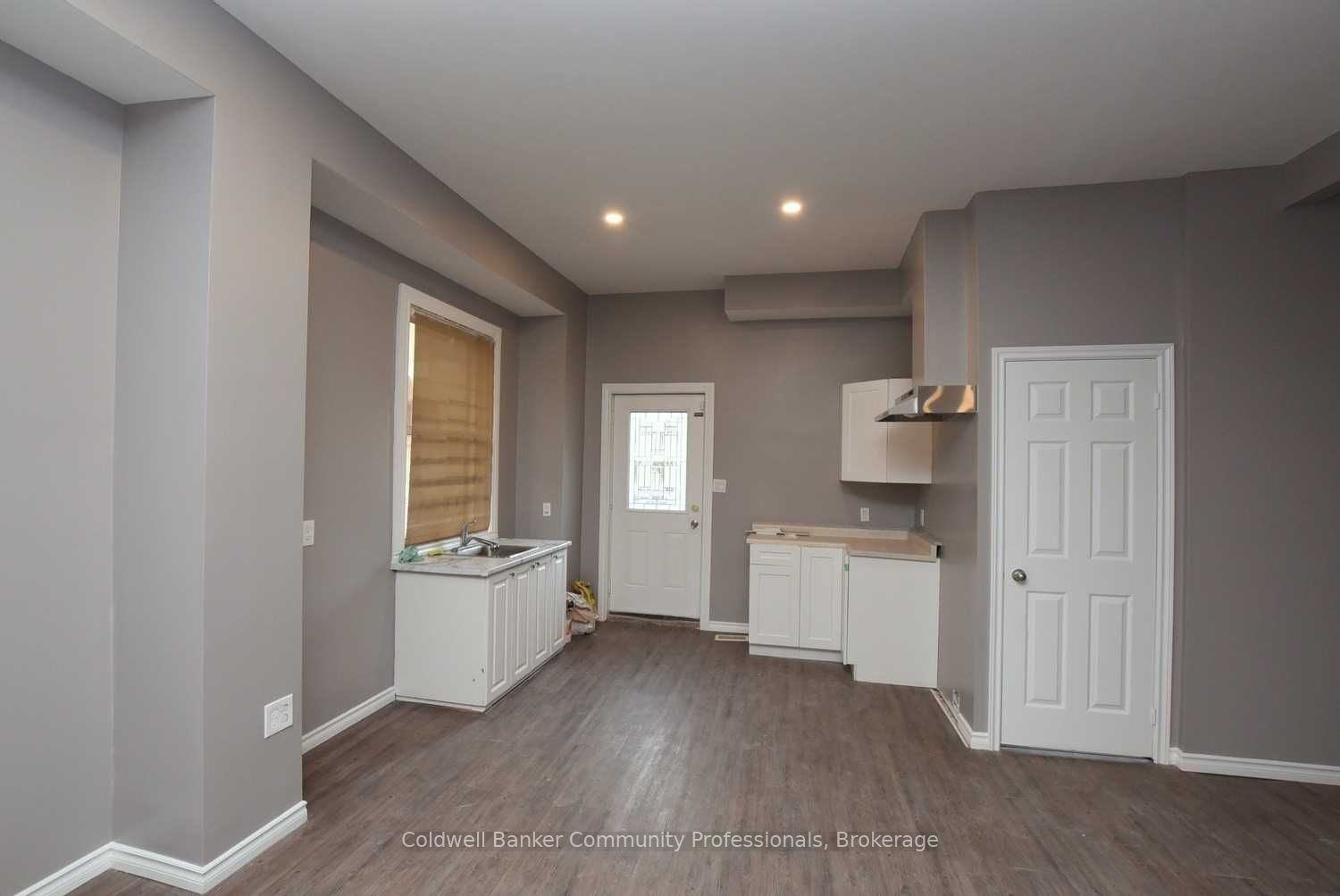 78 George Street, Hamilton, ON L8P 1C9 photo 4