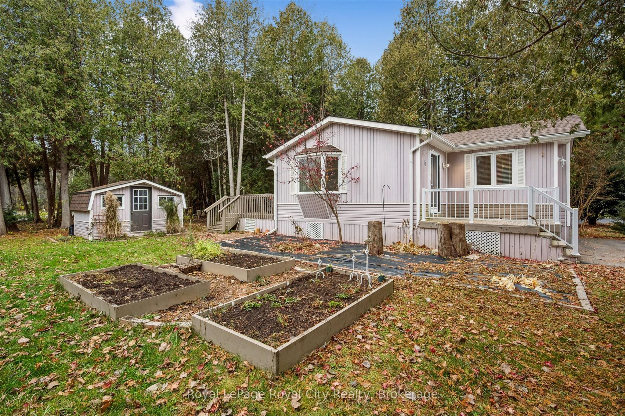 10 Spruce Avenue, Puslinch, ON N0B 2J0 photo 2