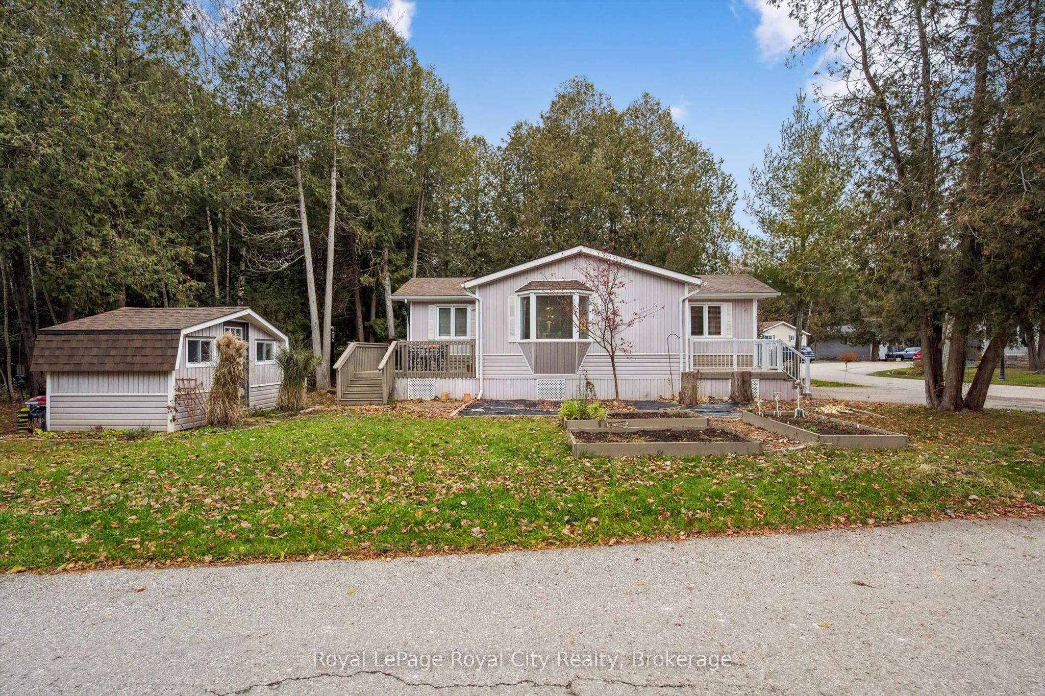 10 Spruce Avenue, Puslinch, ON N0B 2J0 photo 3