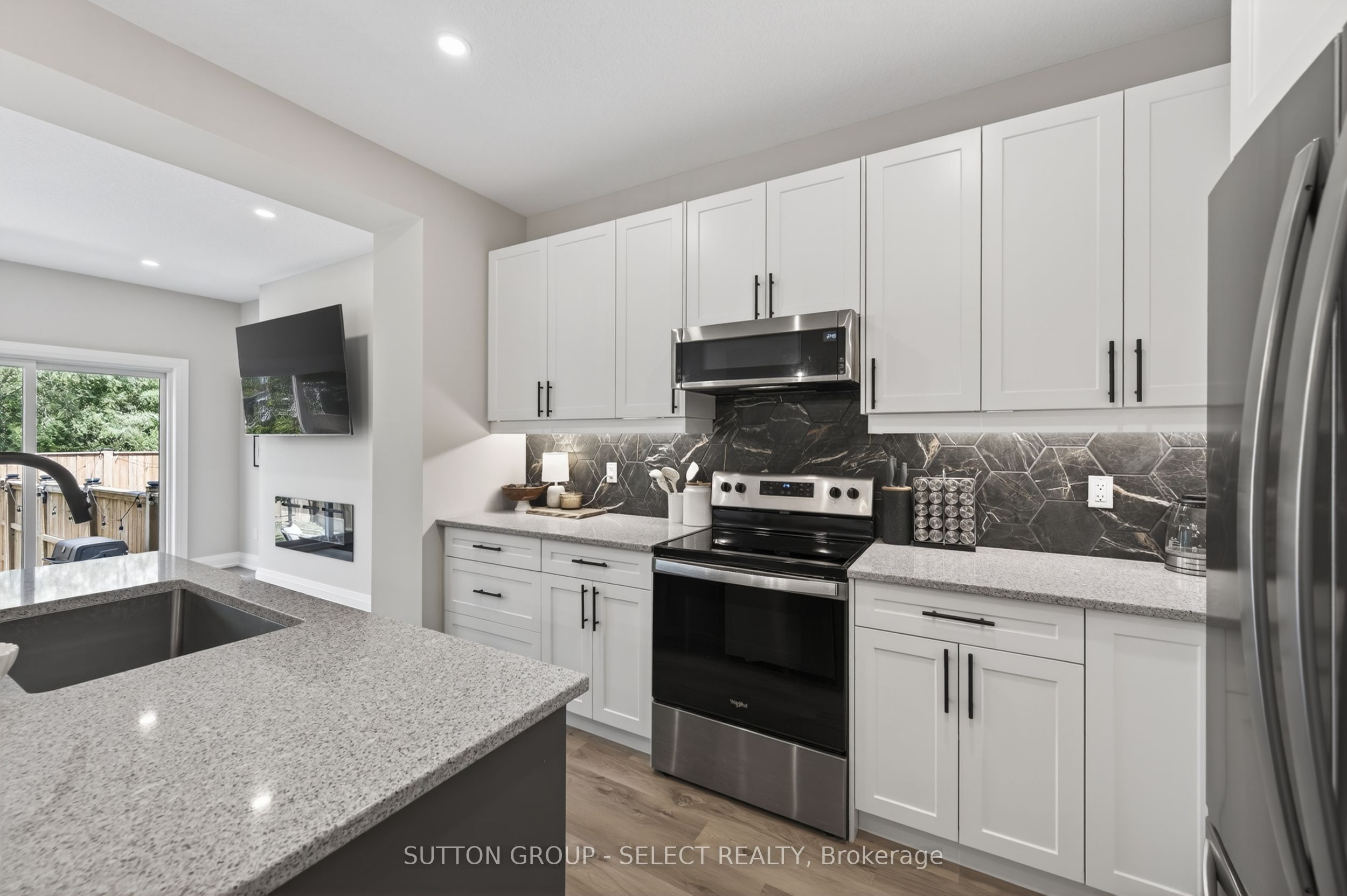 101 Swales Avenue 43, Strathroy-Caradoc, ON N7G 0C1 photo 5