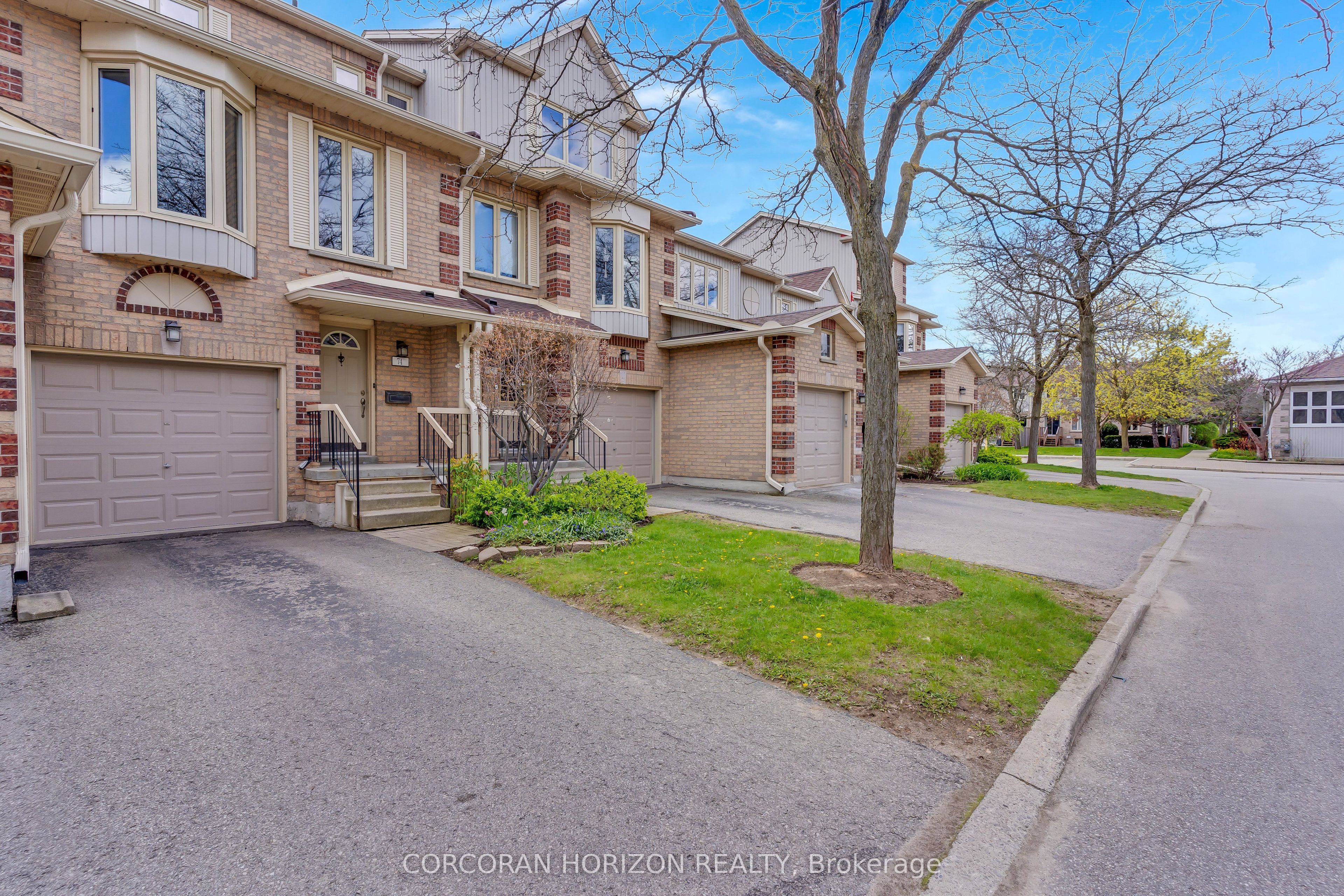 302 College Avenue W 74, Guelph, ON N1G 4T6 photo 3