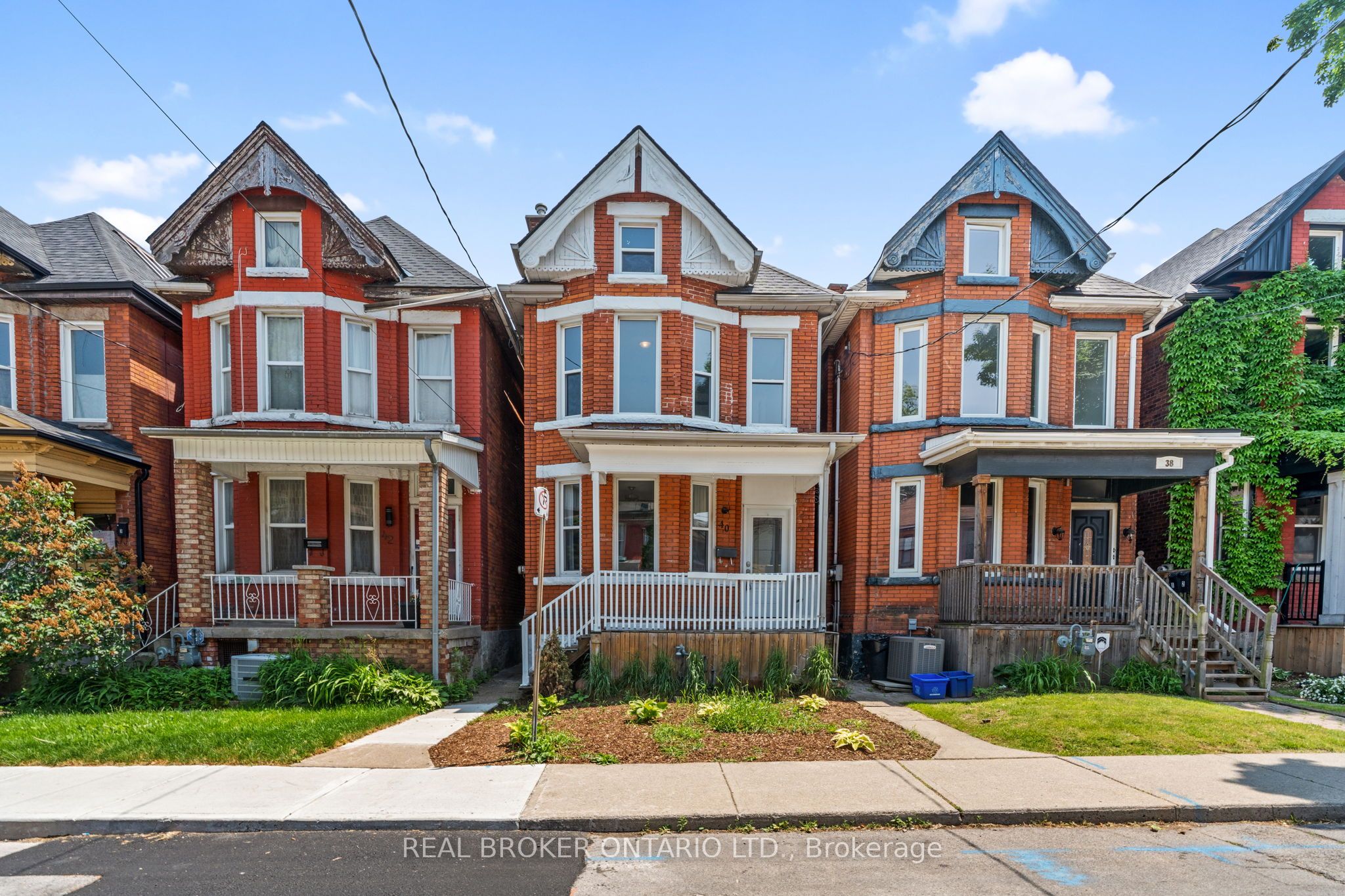 40 Ashley Street, Hamilton, ON L8L 5S6