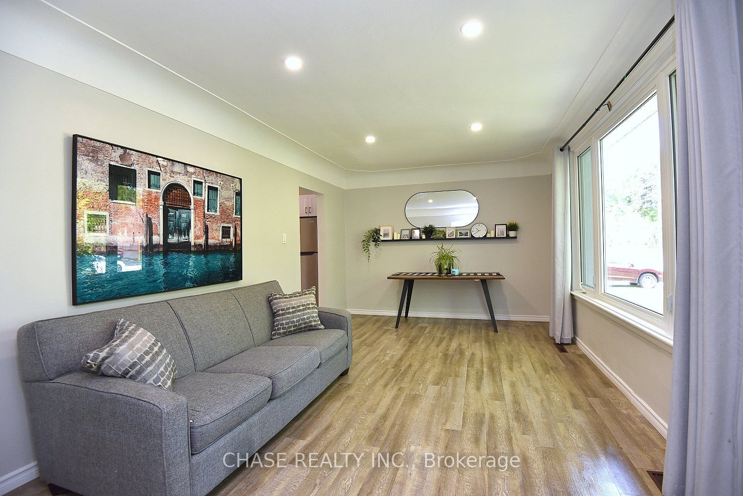 107 West 32nd Street, Hamilton, ON L9C 5G8 photo 3