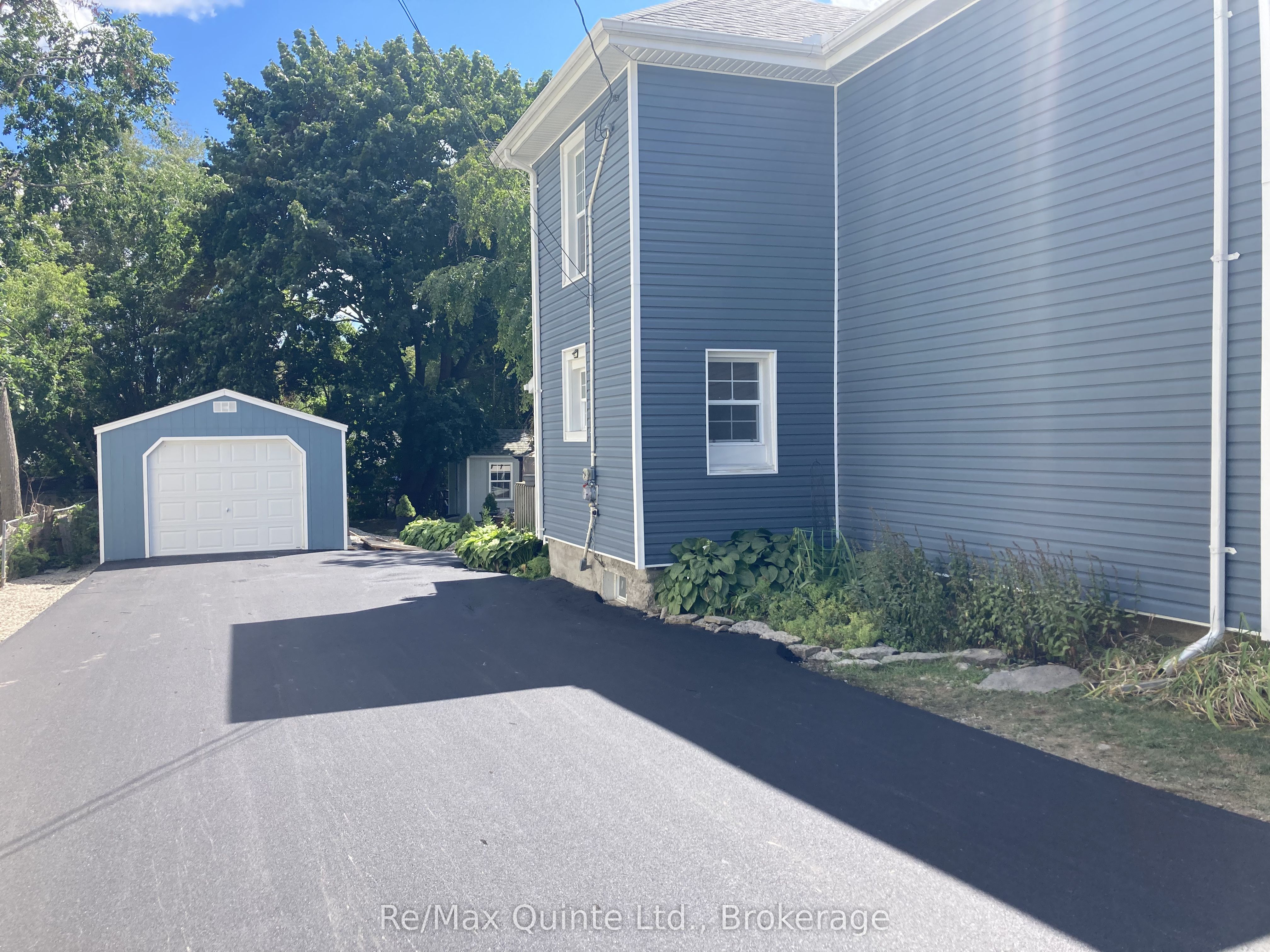 97 Spring Street, Quinte West, ON K8V 3Y9 photo 3