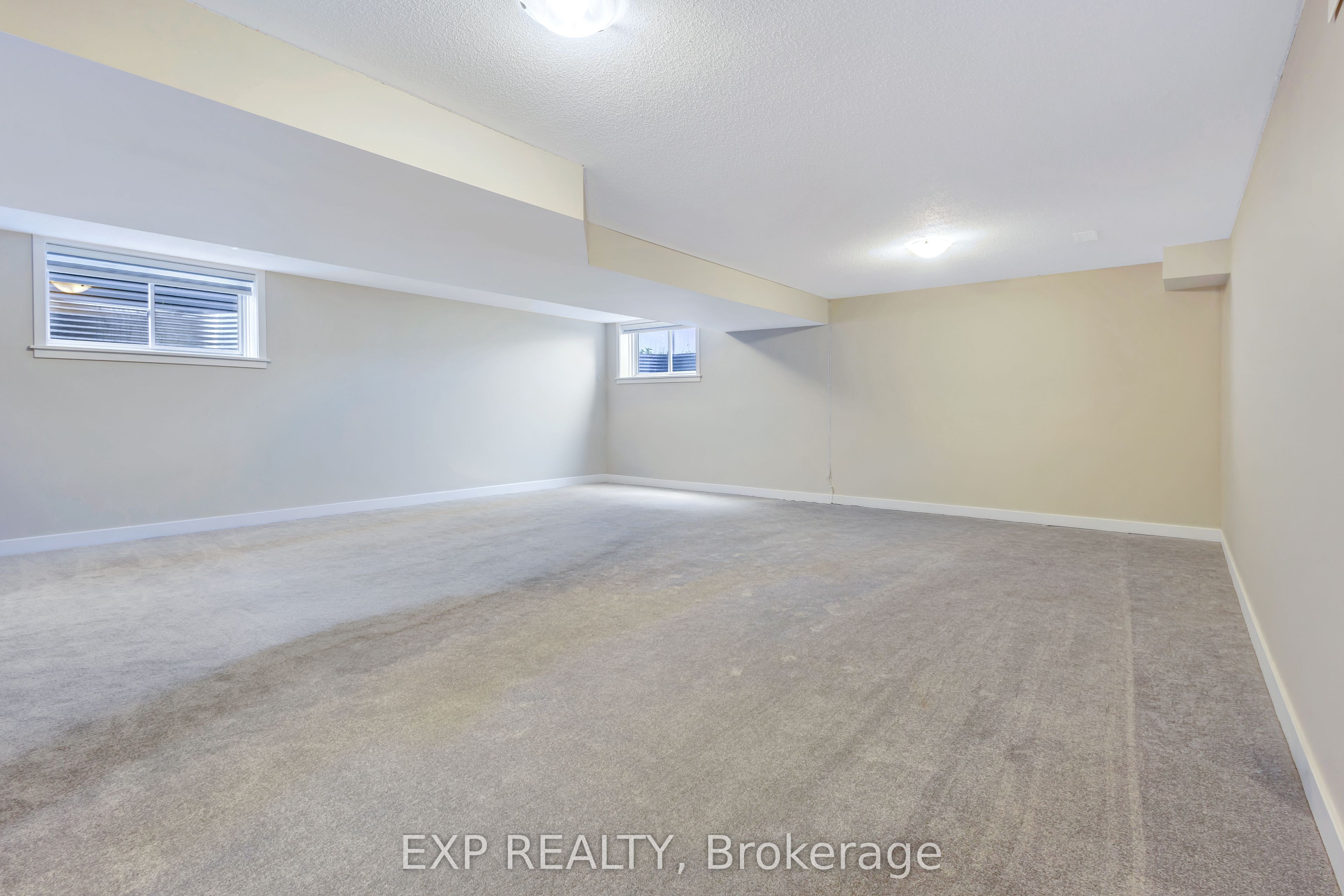 1007 Hydrangea Avenue, Blossom Park - Airport and Area, ON K4M 0L4 photo 3