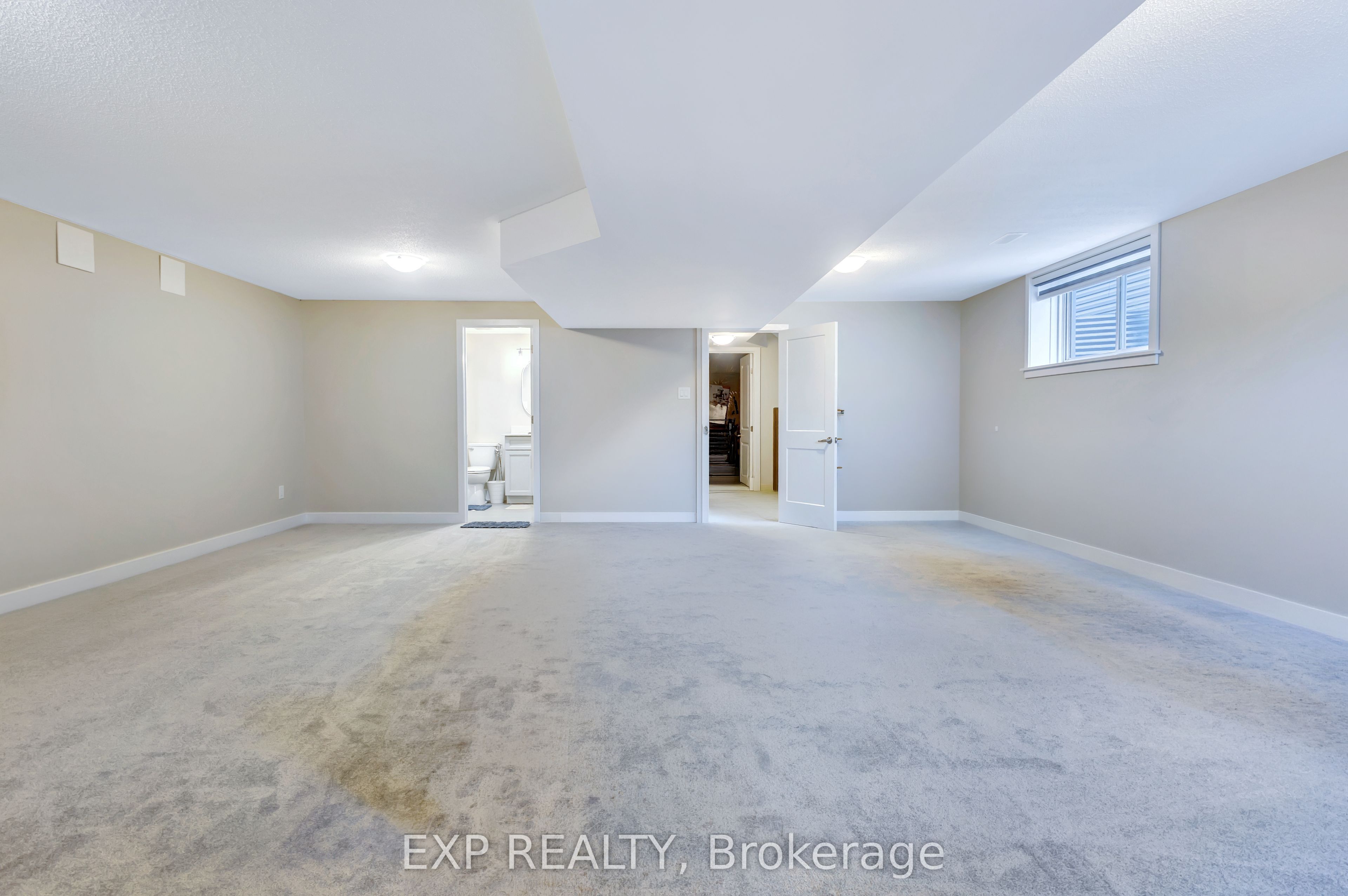 1007 Hydrangea Avenue, Blossom Park - Airport and Area, ON K4M 0L4 photo 4