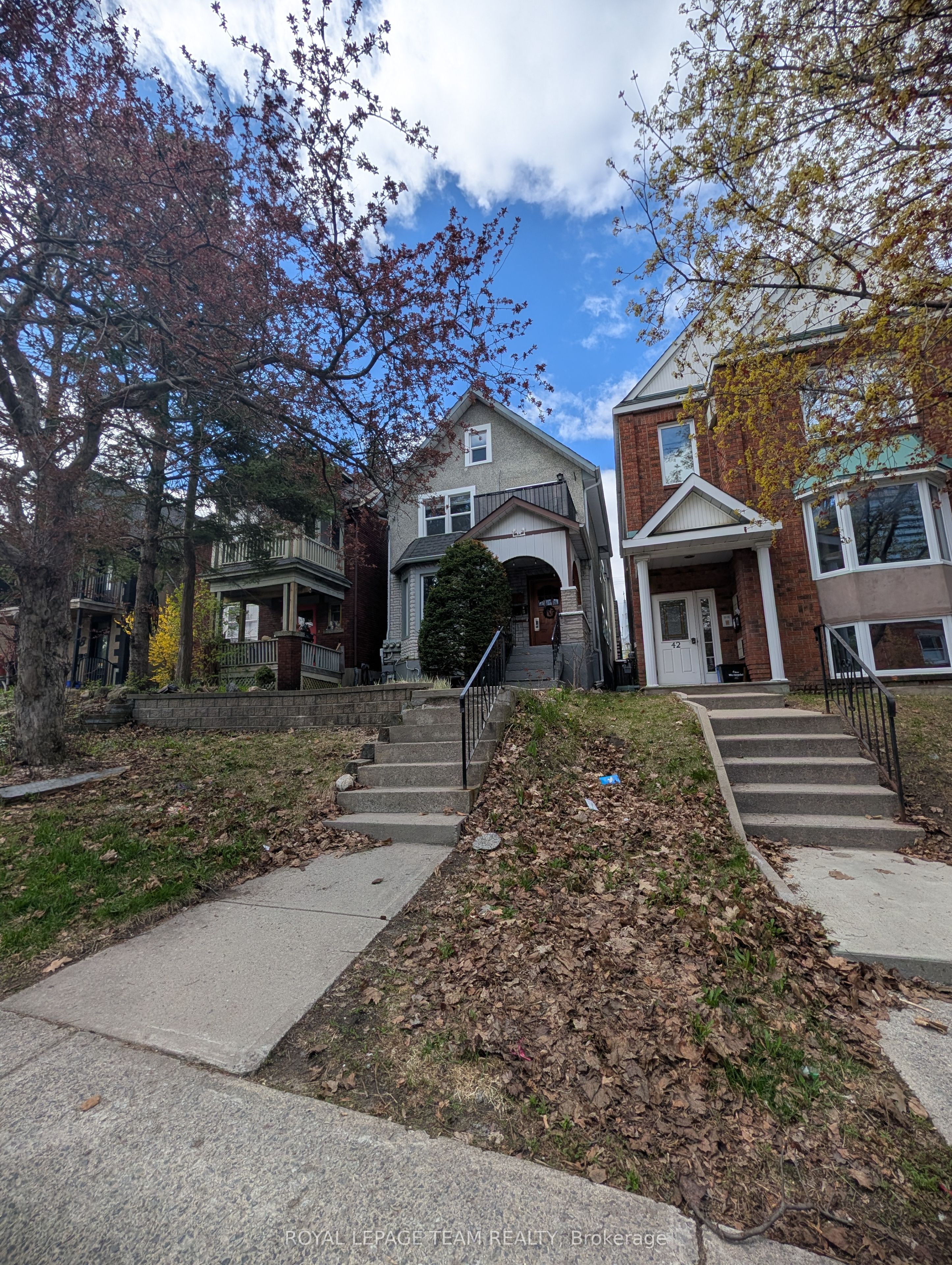 44 Spadina Avenue Unit 1, West Centre Town, ON K1Y 2B6