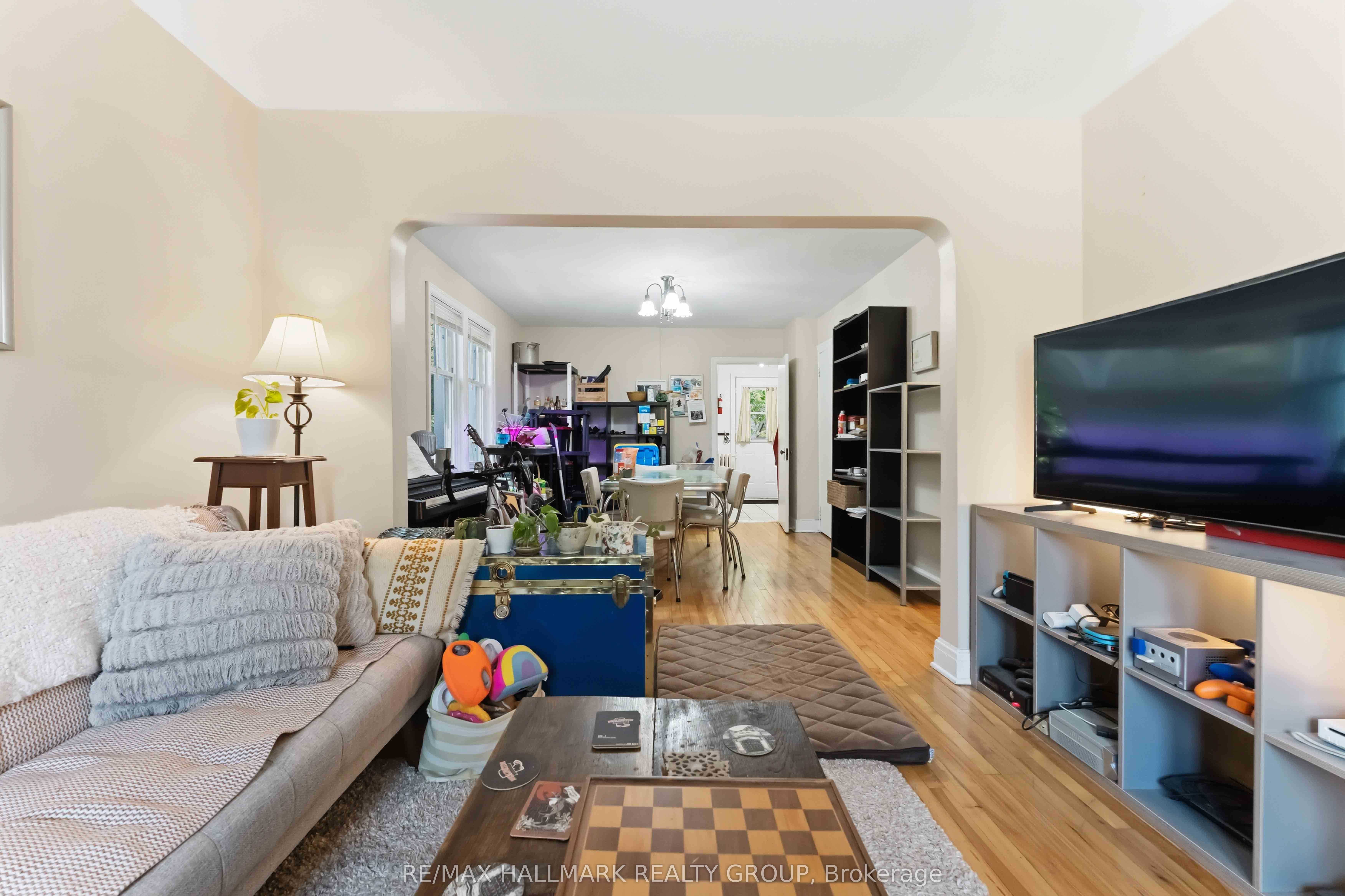 1079 North River Road 1, Overbrook - Castleheights and Area, ON K1K 3V9 photo 5
