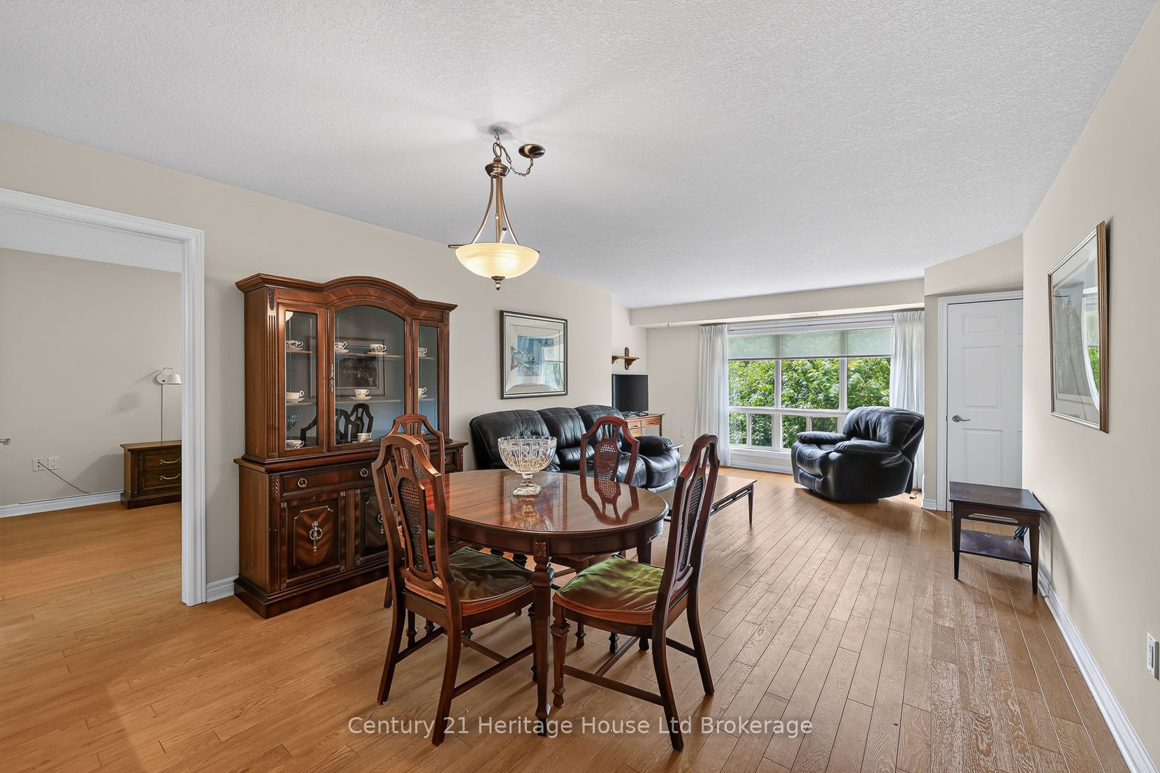 46 Canterbury Street 306, Ingersoll, ON N5C 1C4 photo 3